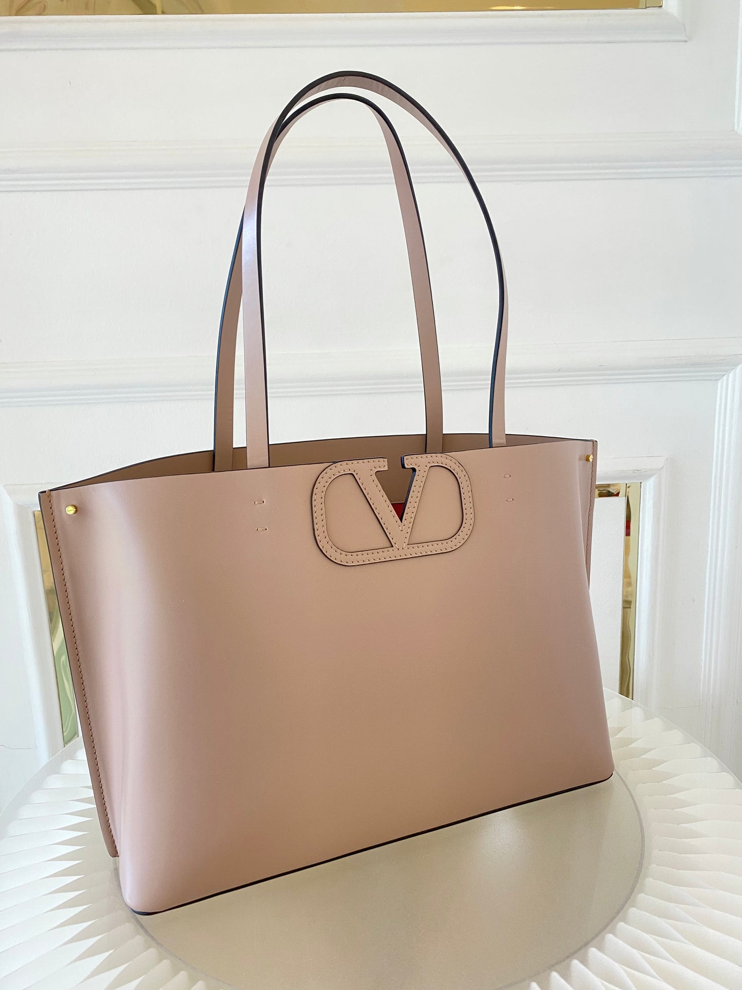 VLTN Fill Me Calfskin Leather Tote Bag