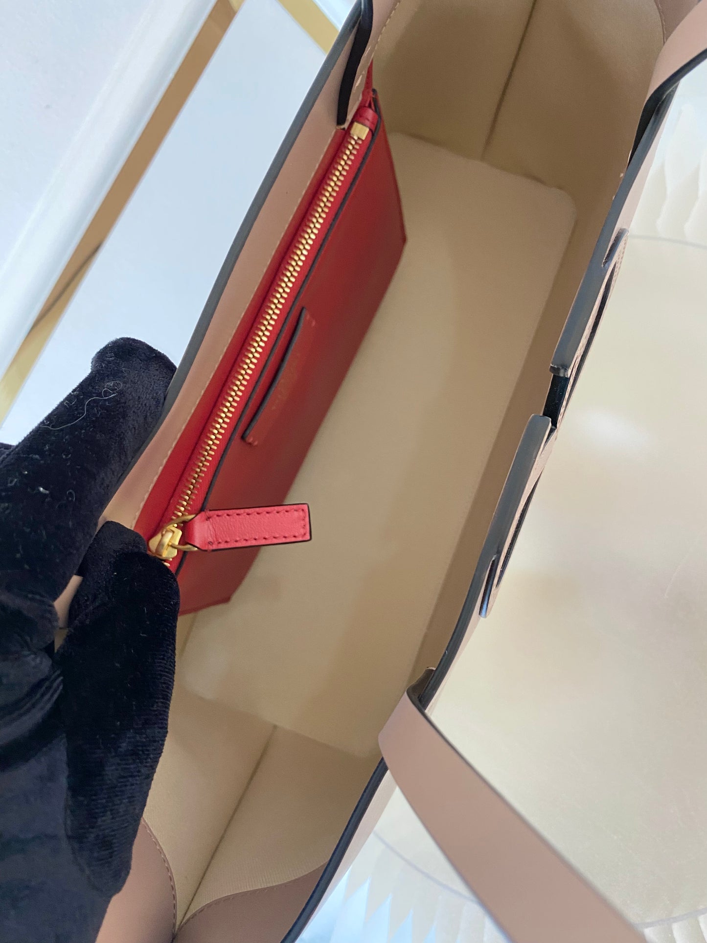 VLTN Fill Me Calfskin Leather Tote Bag