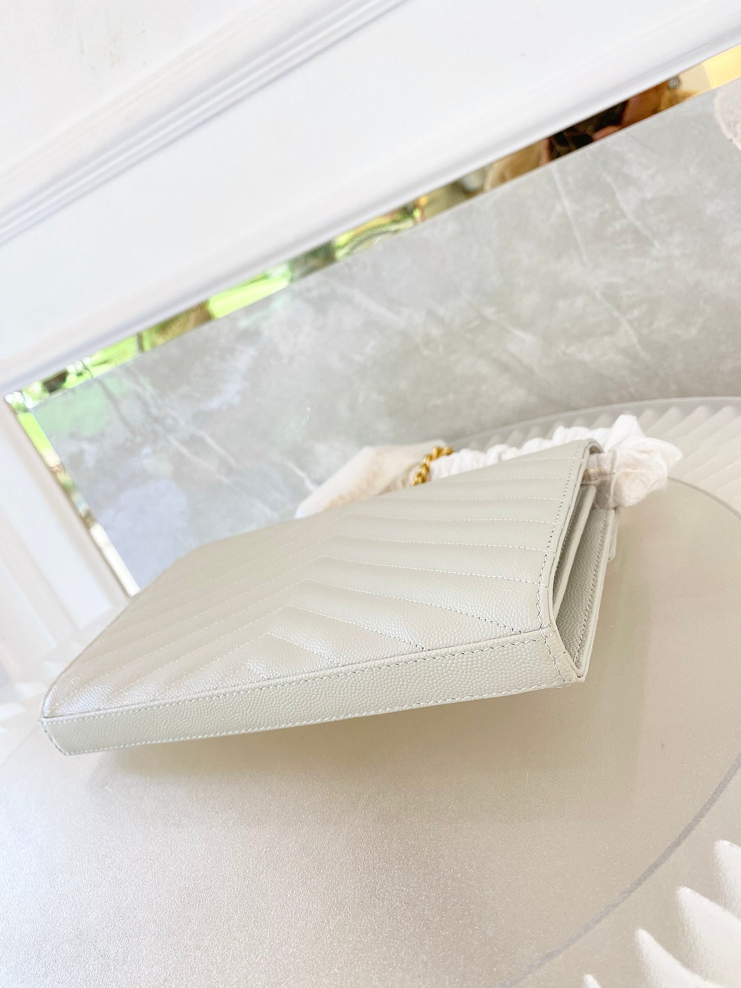 YVES SAINT LAURENT Cassandre Metelasse Envelope WOC GHW