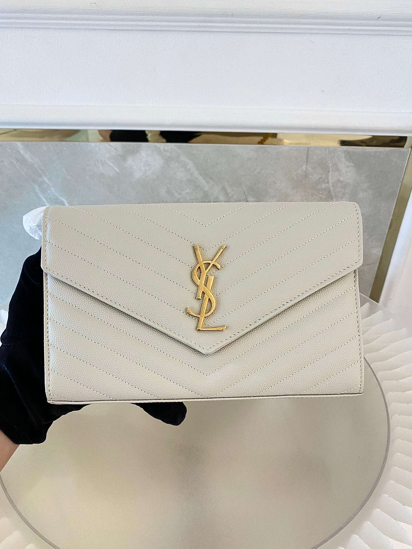 YVES SAINT LAURENT Cassandre Metelasse Envelope WOC GHW