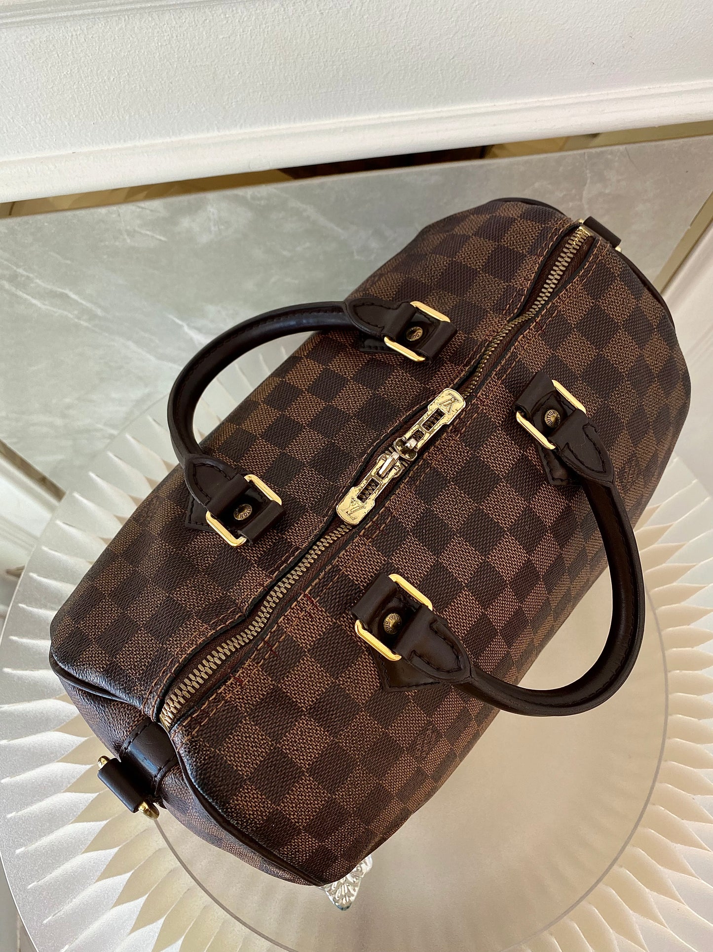 LOUIS VUITTON Speedy Bandoulière 30 in Damier Ebene