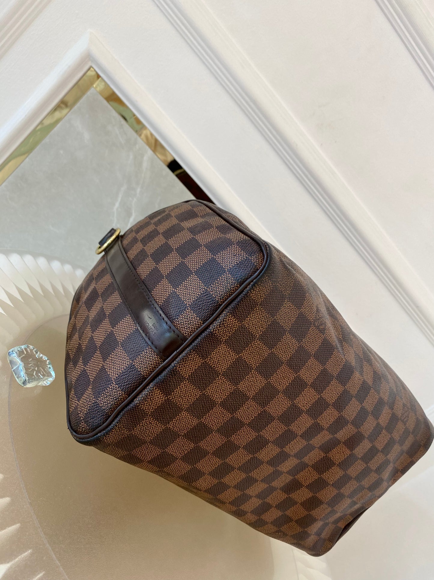 LOUIS VUITTON Speedy Bandoulière 30 in Damier Ebene