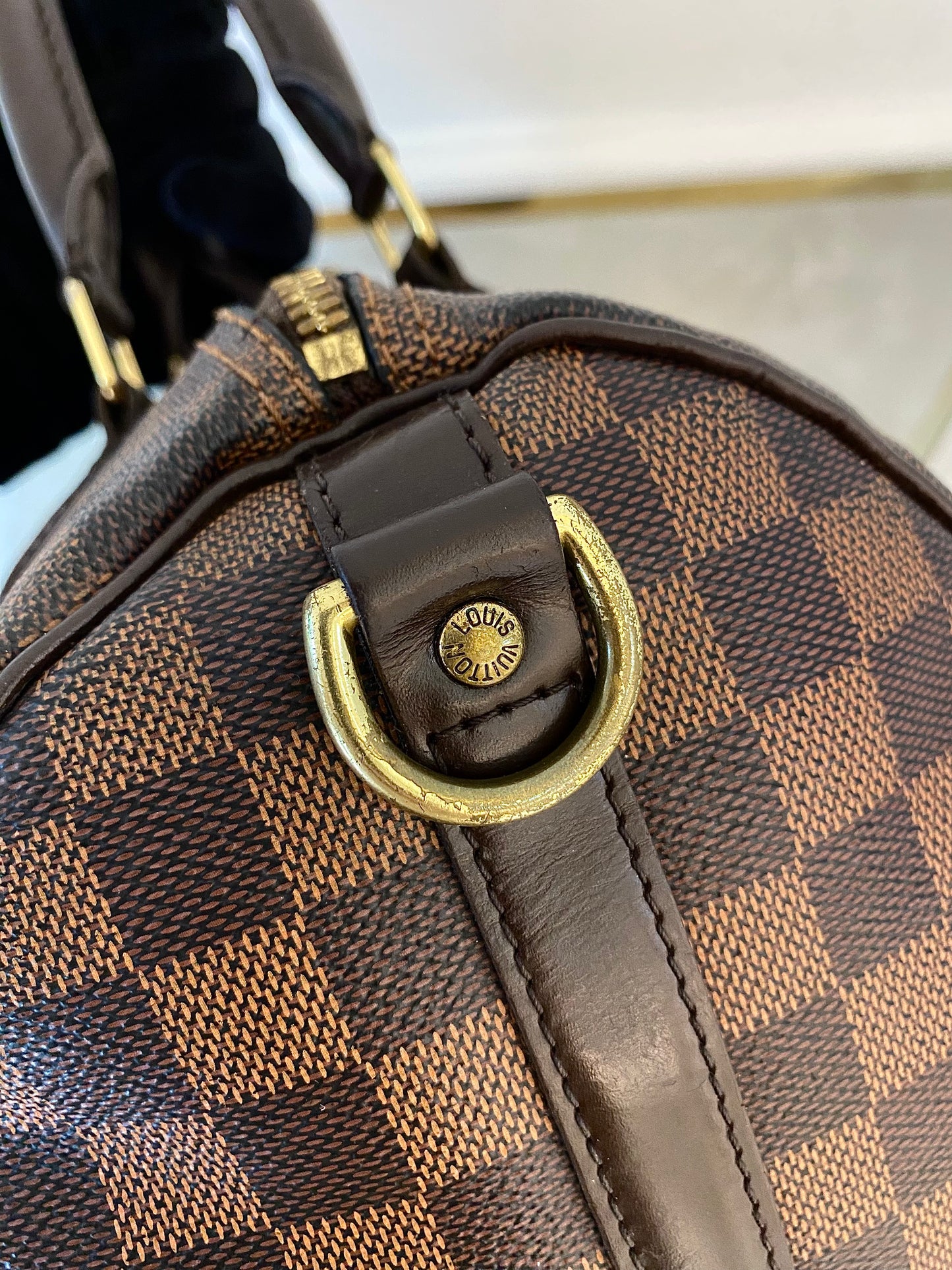 LOUIS VUITTON Speedy Bandoulière 30 in Damier Ebene