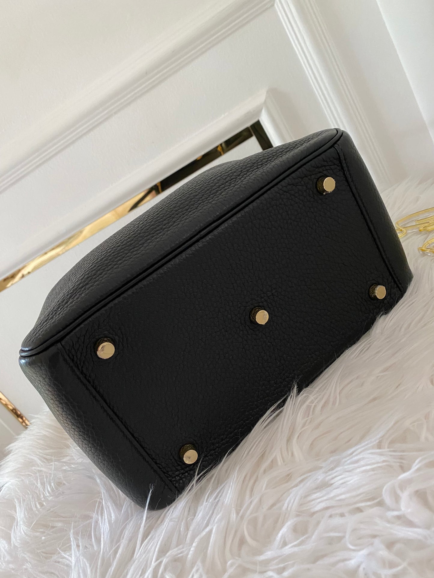 Hermes Lindy 26 Black GHW