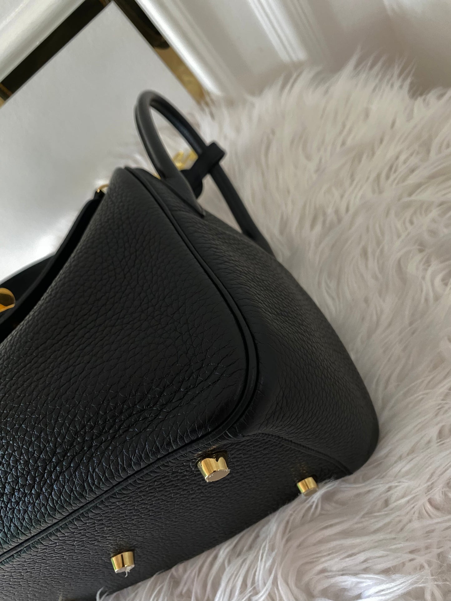 Hermes Lindy 26 Black GHW