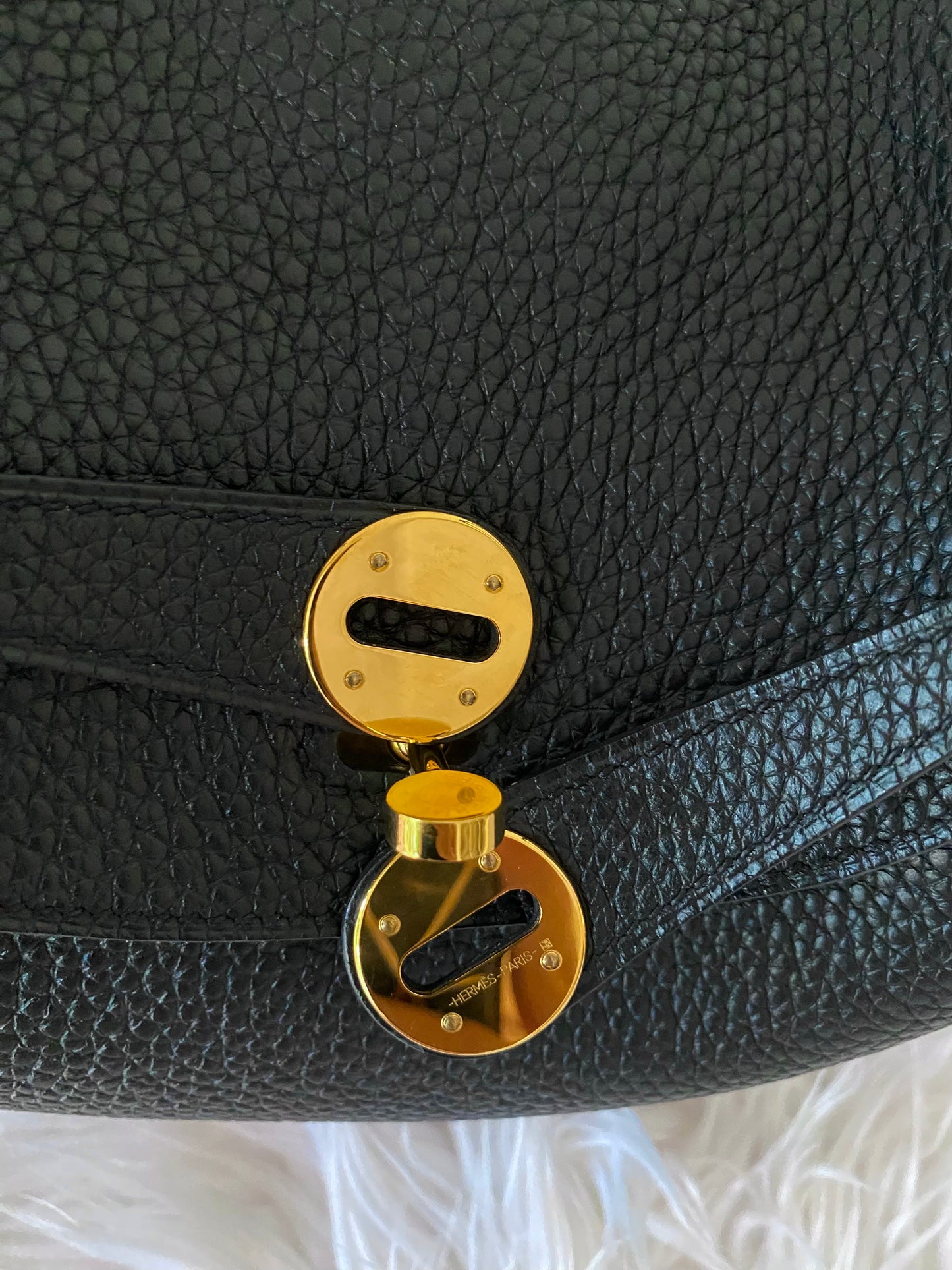 Hermes Lindy 26 Black GHW