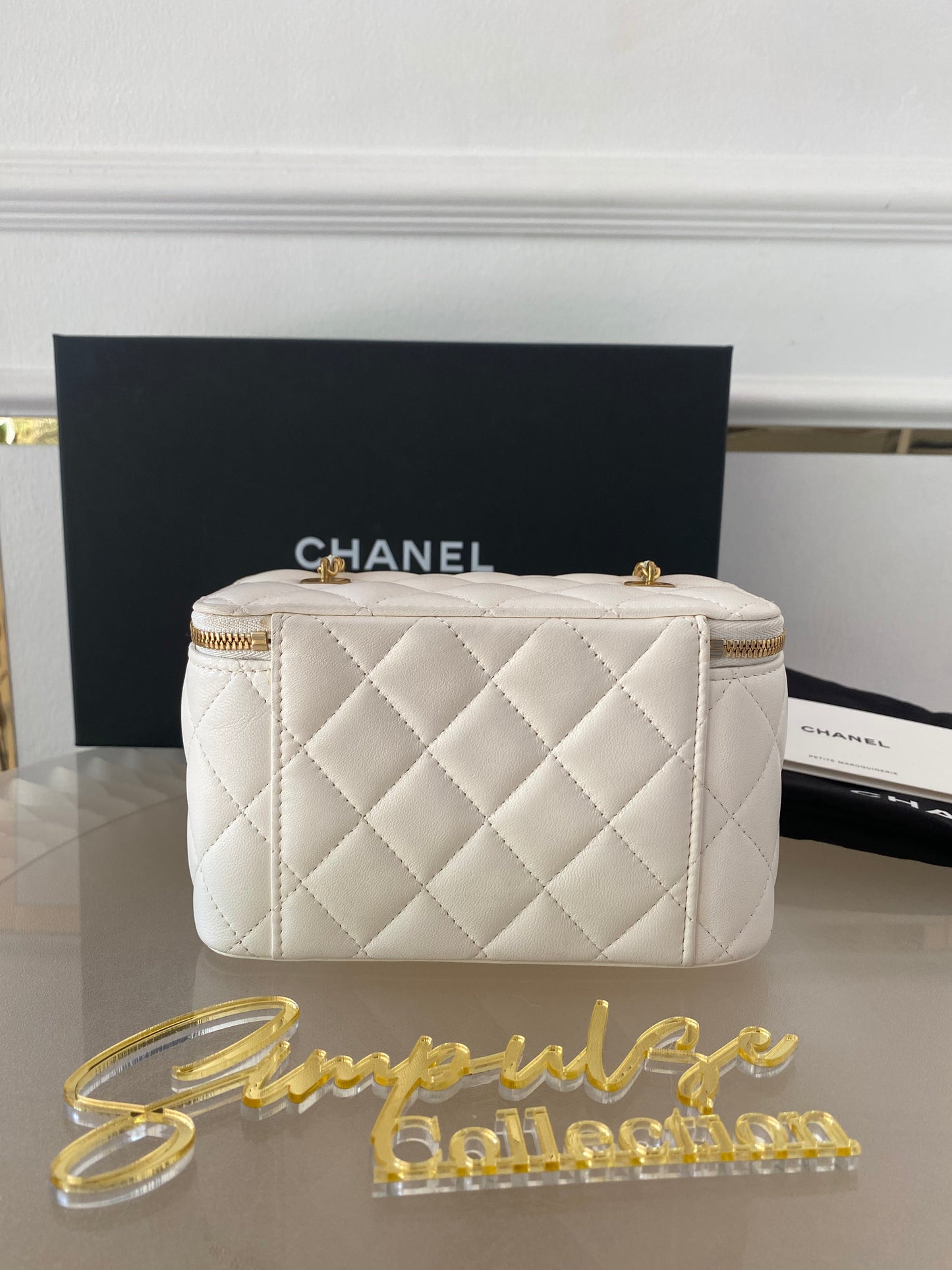 Chanel Vanity Coco White Gold