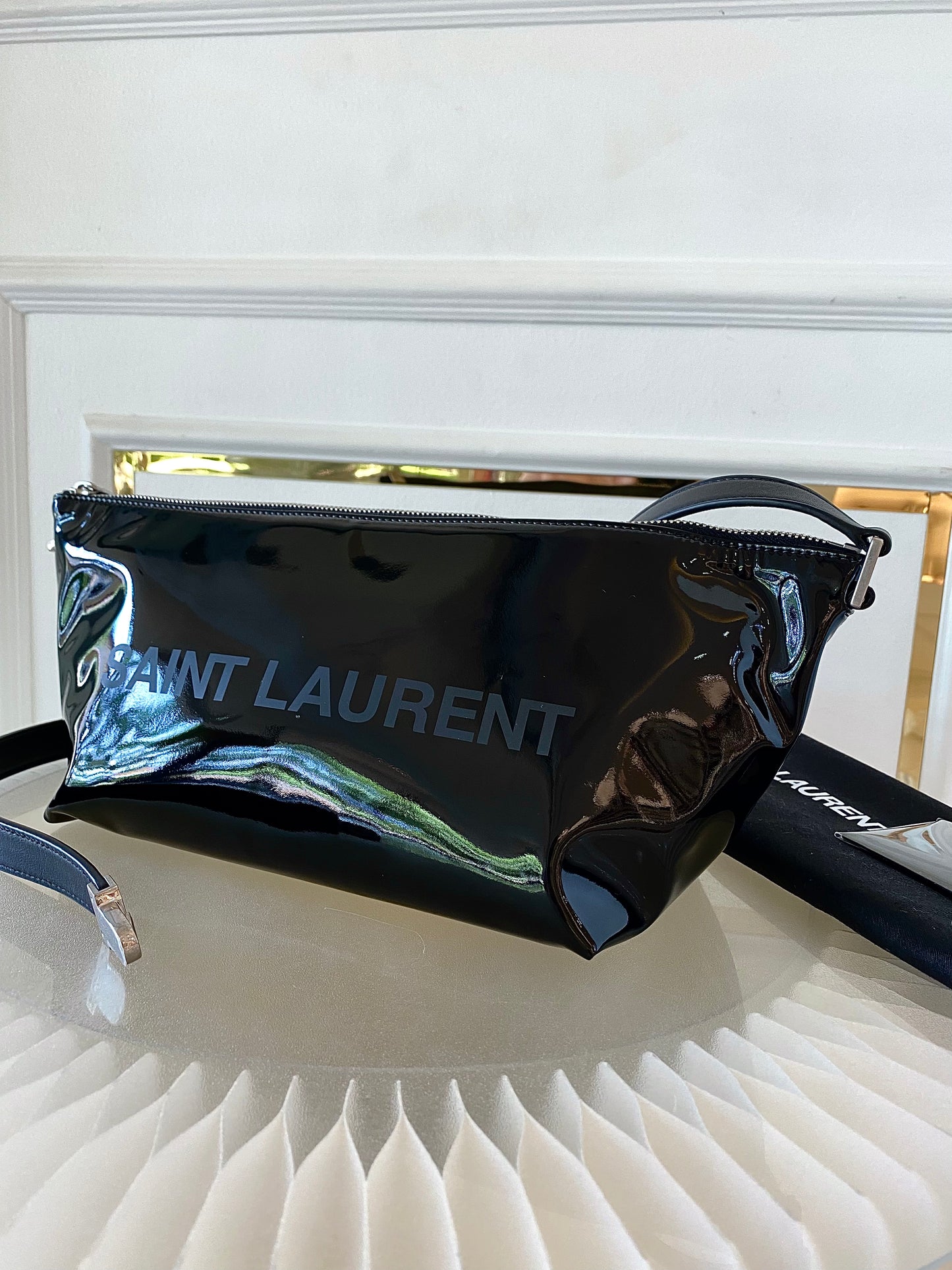 YVES SAINT LAURENT Tuc Black Patent Shoulder Bag