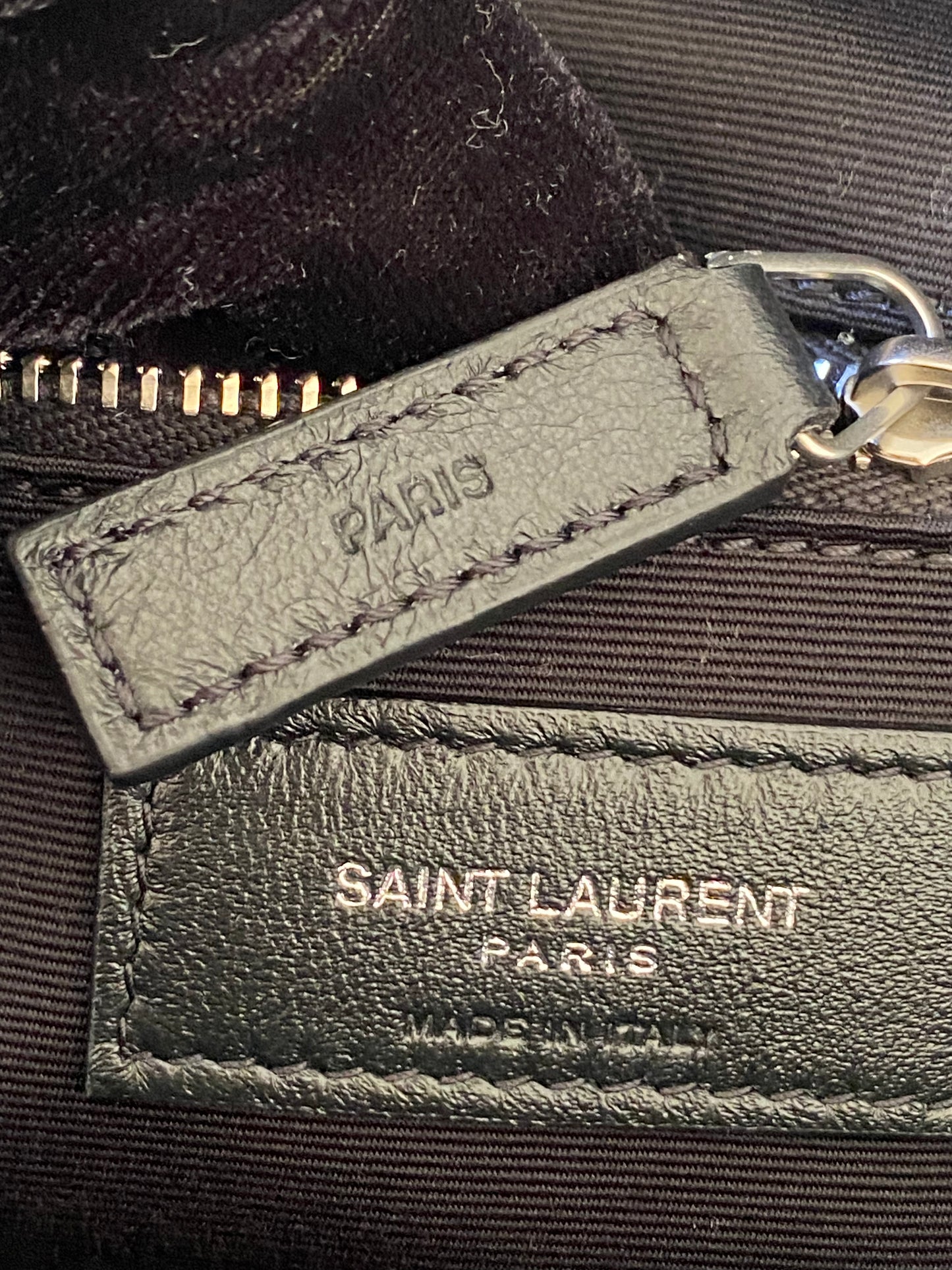 YVES SAINT LAURENT Tuc Black Patent Shoulder Bag
