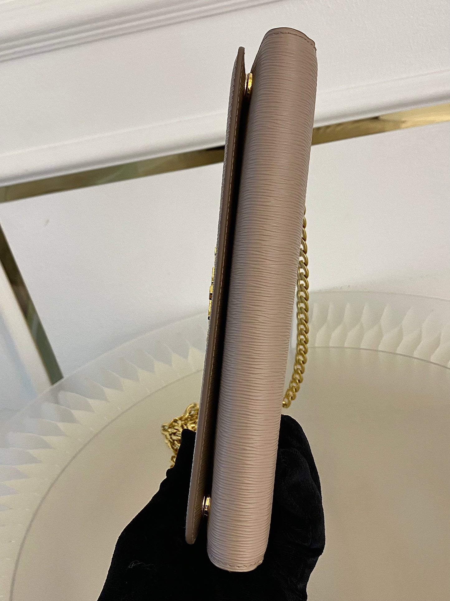 Prada Vitello Move WOC GHW in Beige