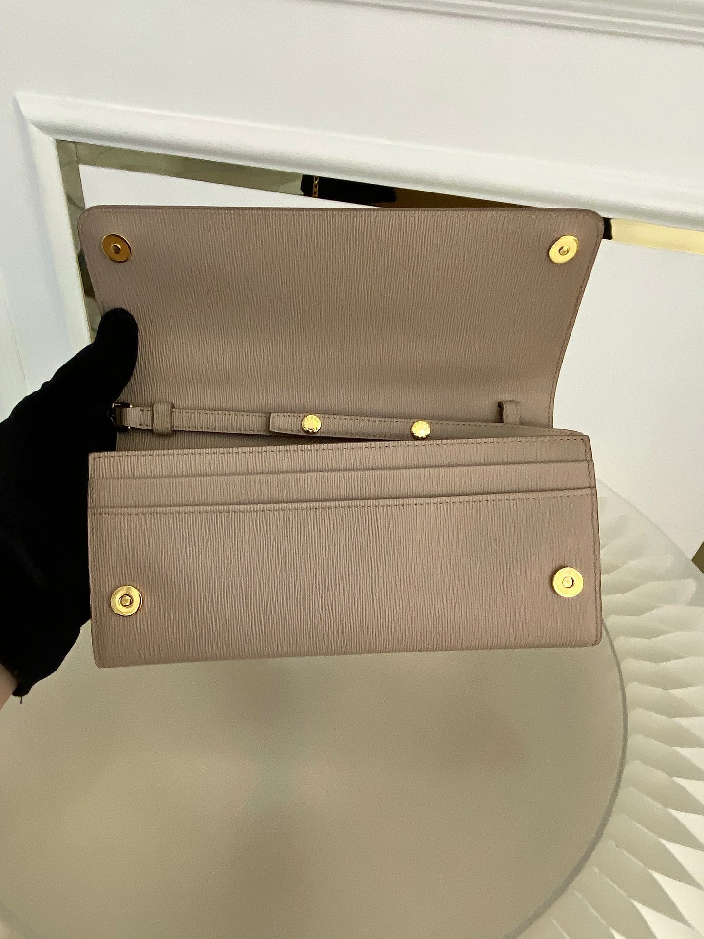 Prada Vitello Move WOC GHW in Beige