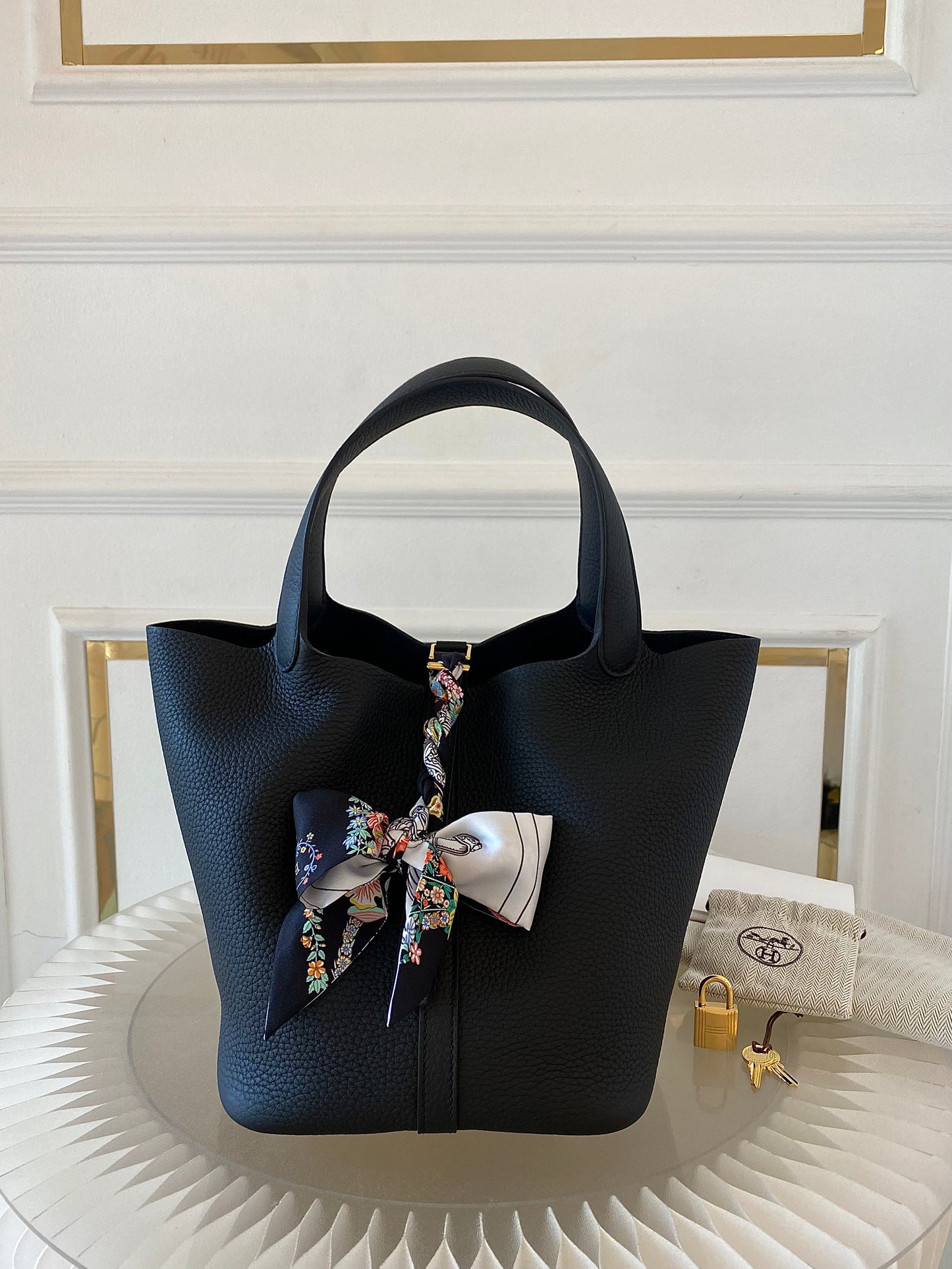 HERMES Picotin 22 Noir GHW