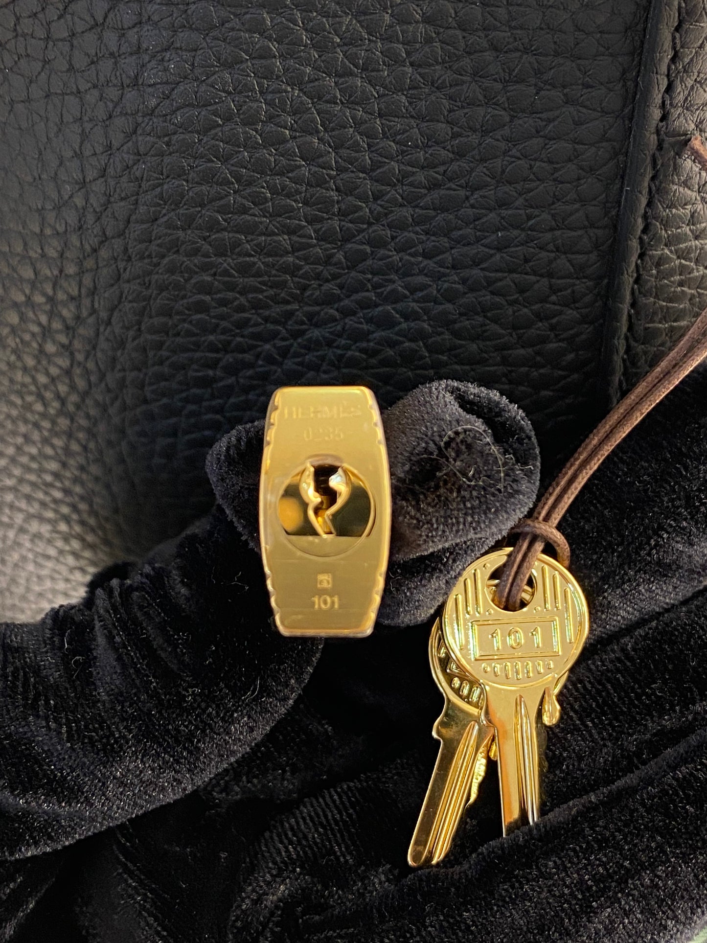 HERMES Picotin 22 Noir GHW