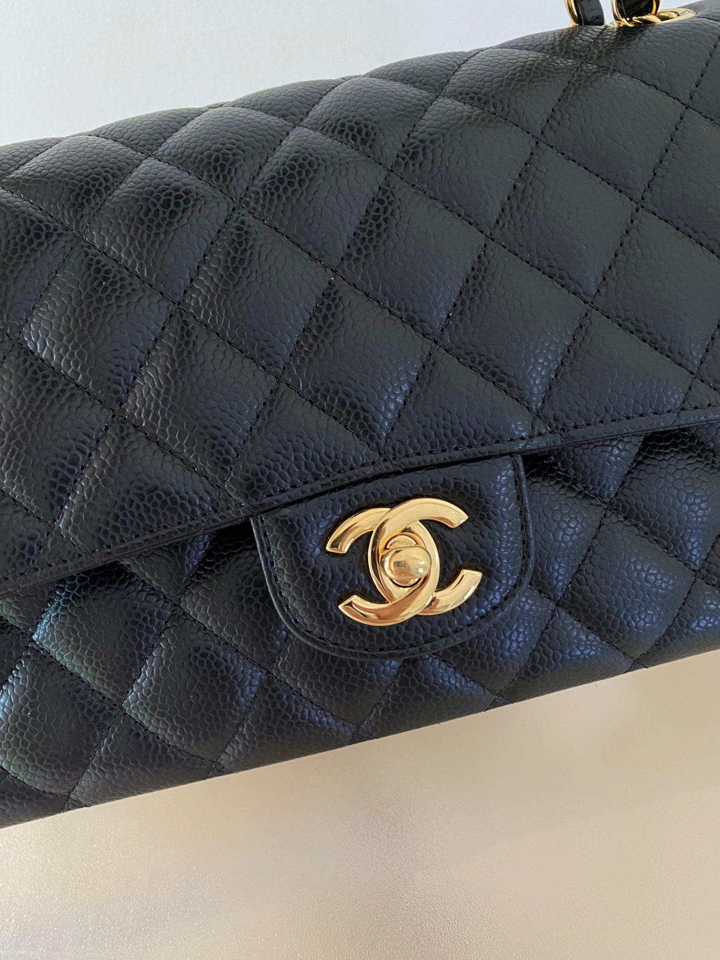 Chanel Medium Flap Caviar GHW