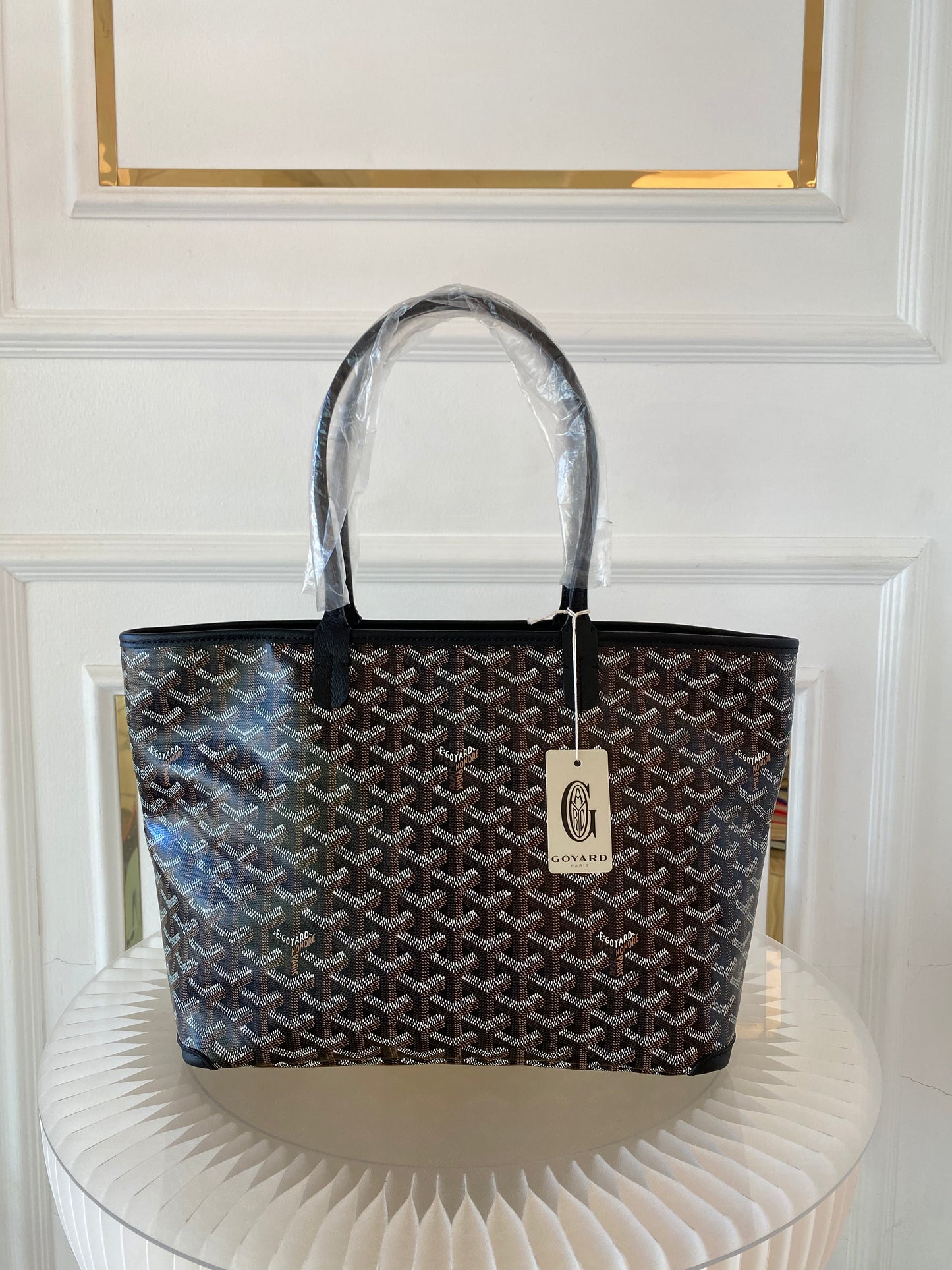 GOYARD Artois Black in Pm Size