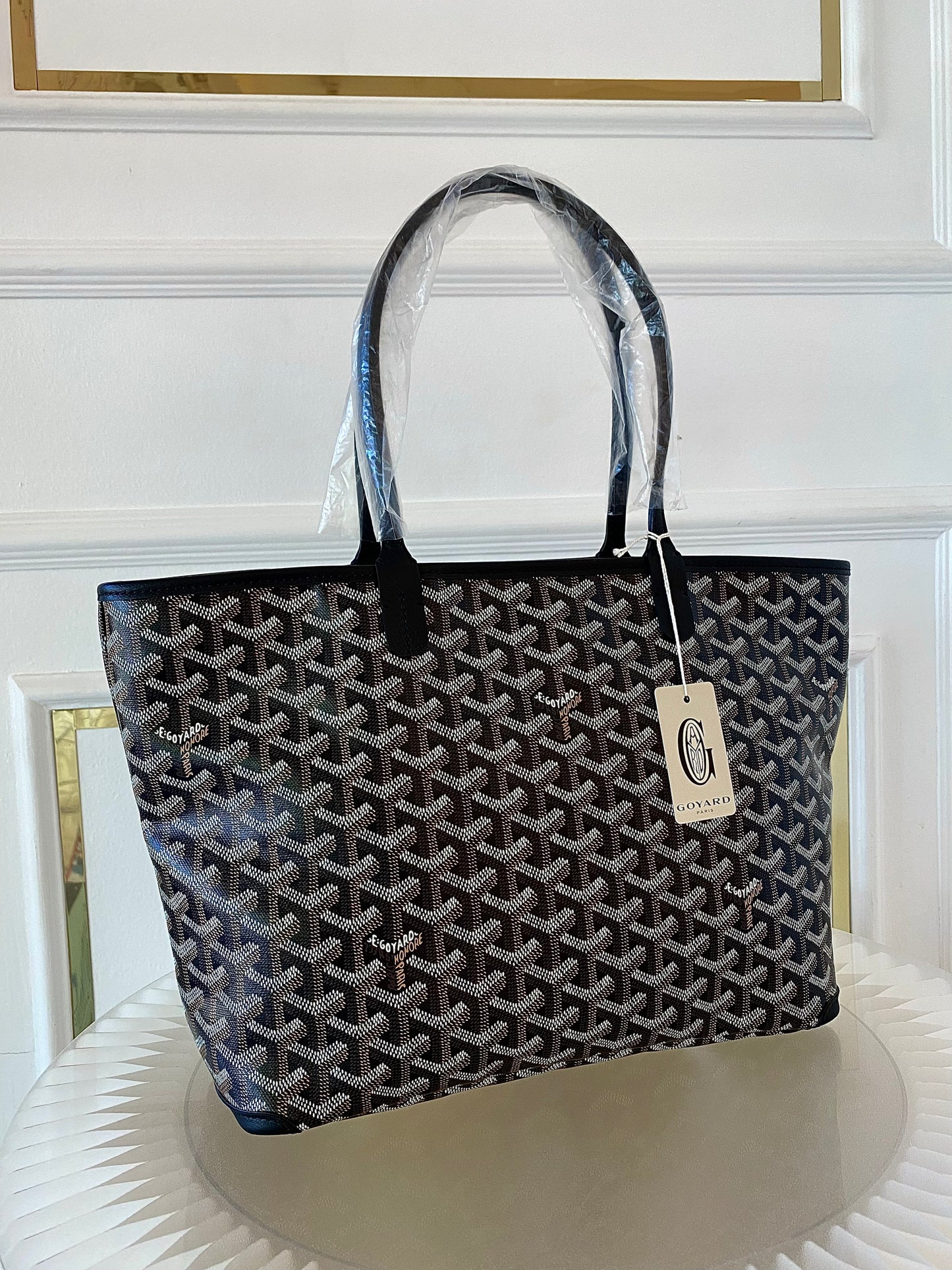 GOYARD Artois Black in Pm Size
