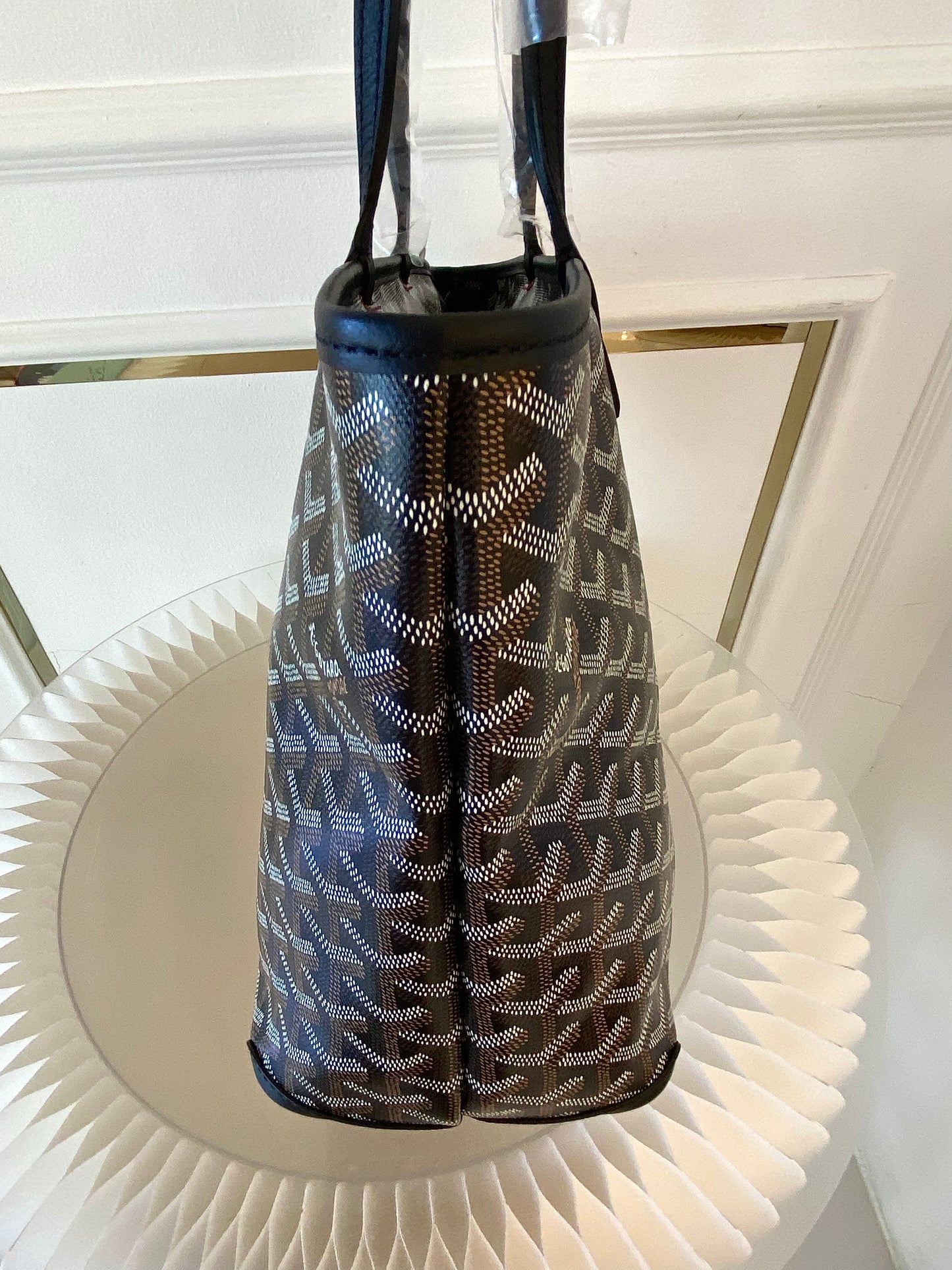 GOYARD Artois Black in Pm Size