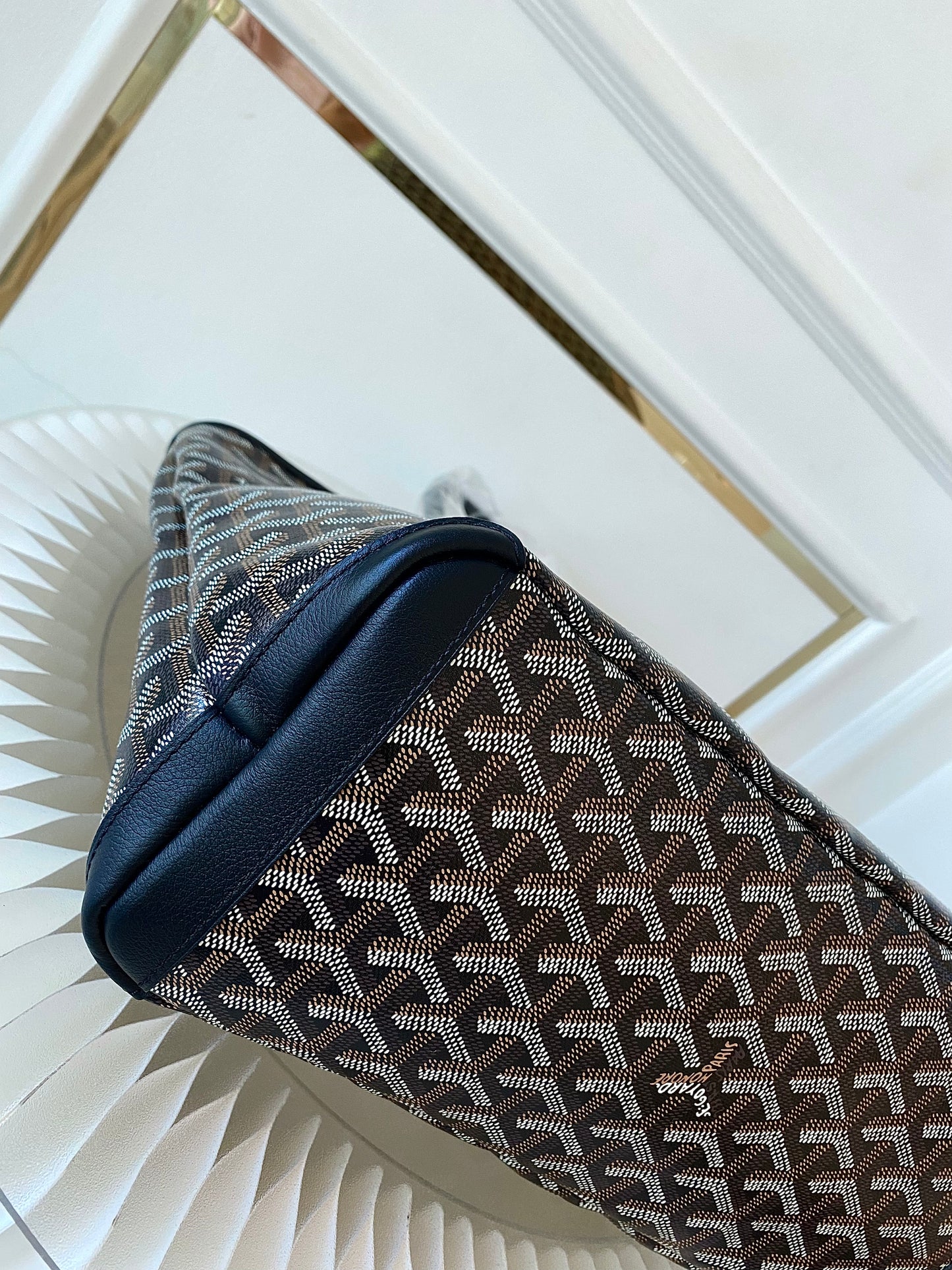 GOYARD Artois Black in Pm Size