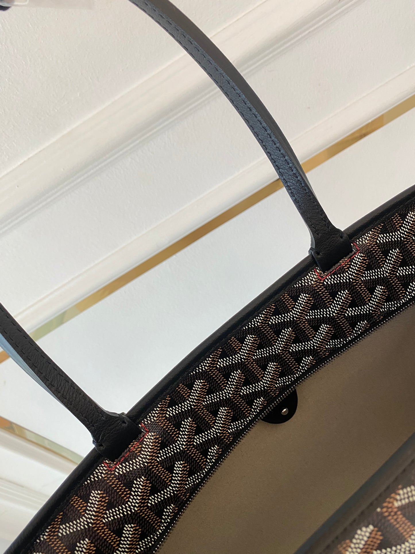 GOYARD Artois Black in Pm Size