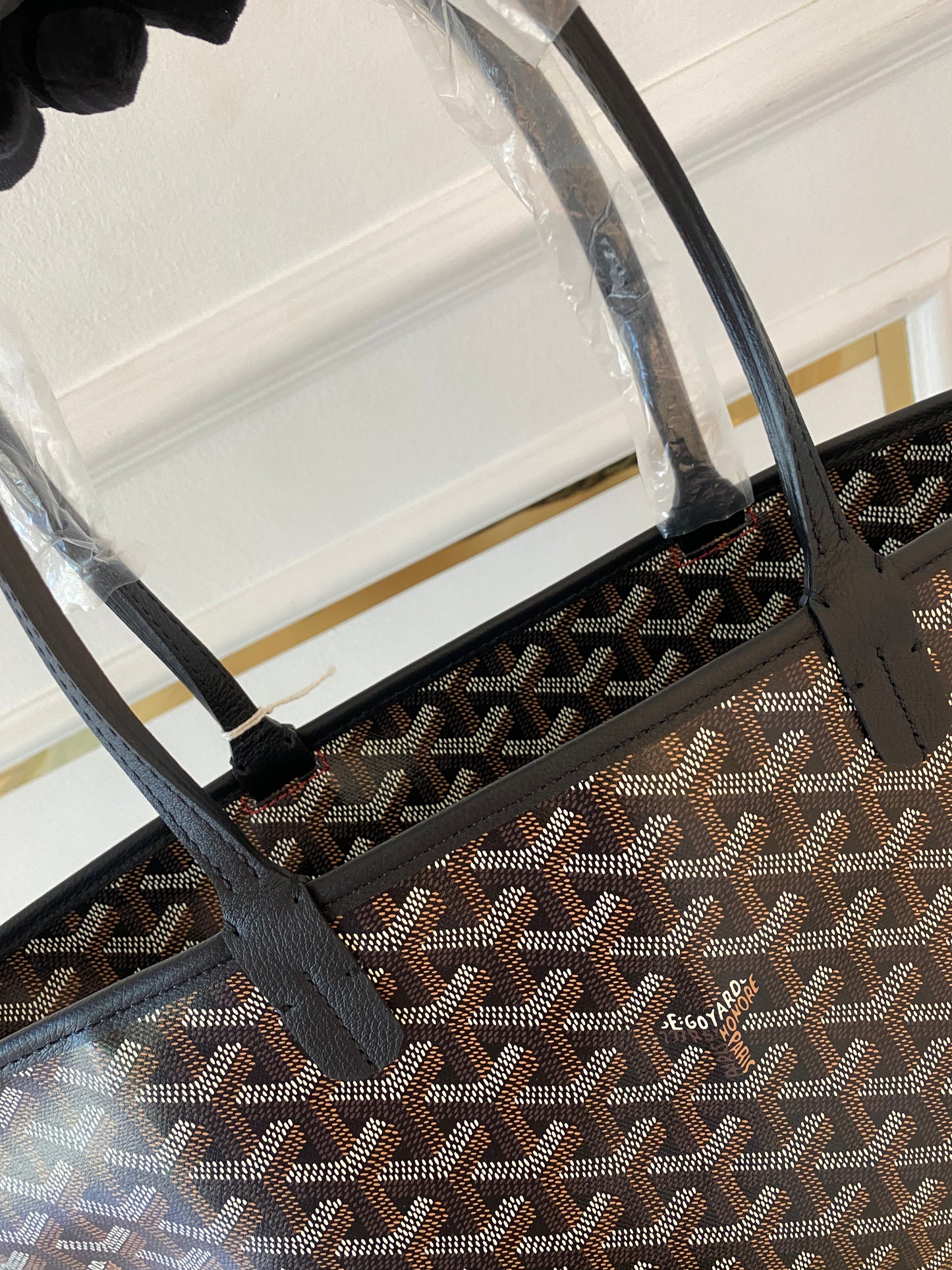 GOYARD Artois Black in Pm Size