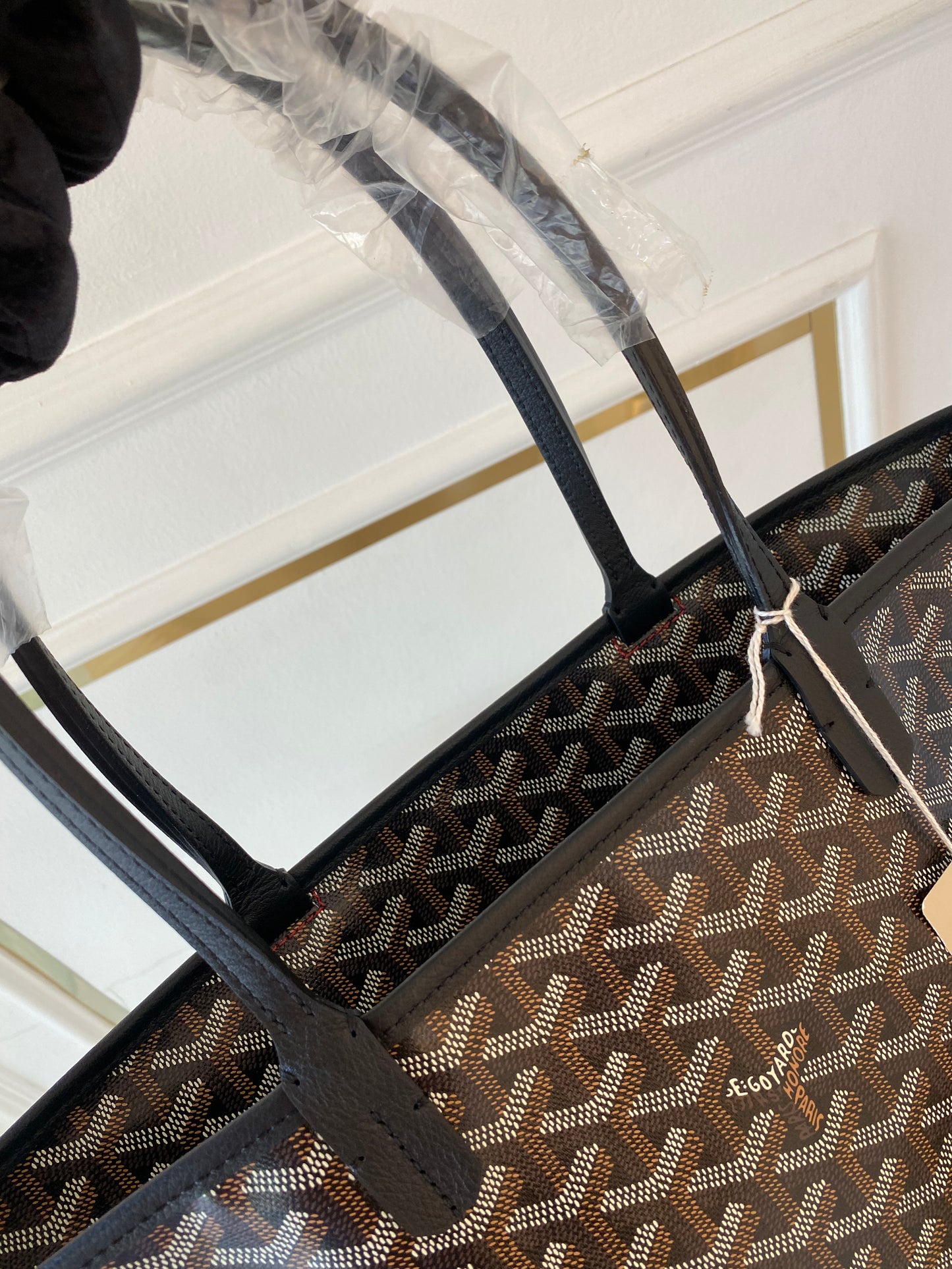 GOYARD Artois Black in Pm Size