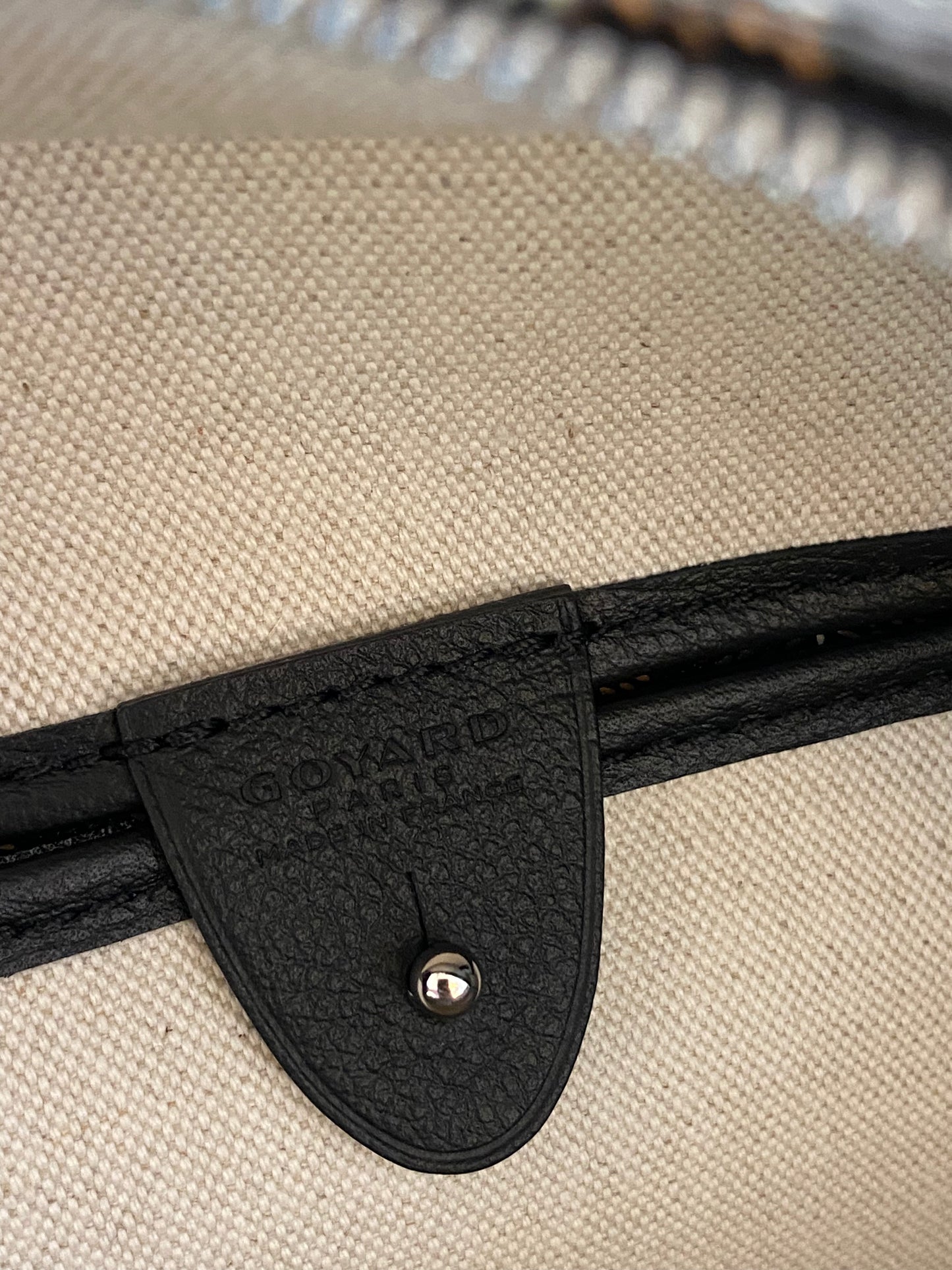 GOYARD Artois Black in Pm Size