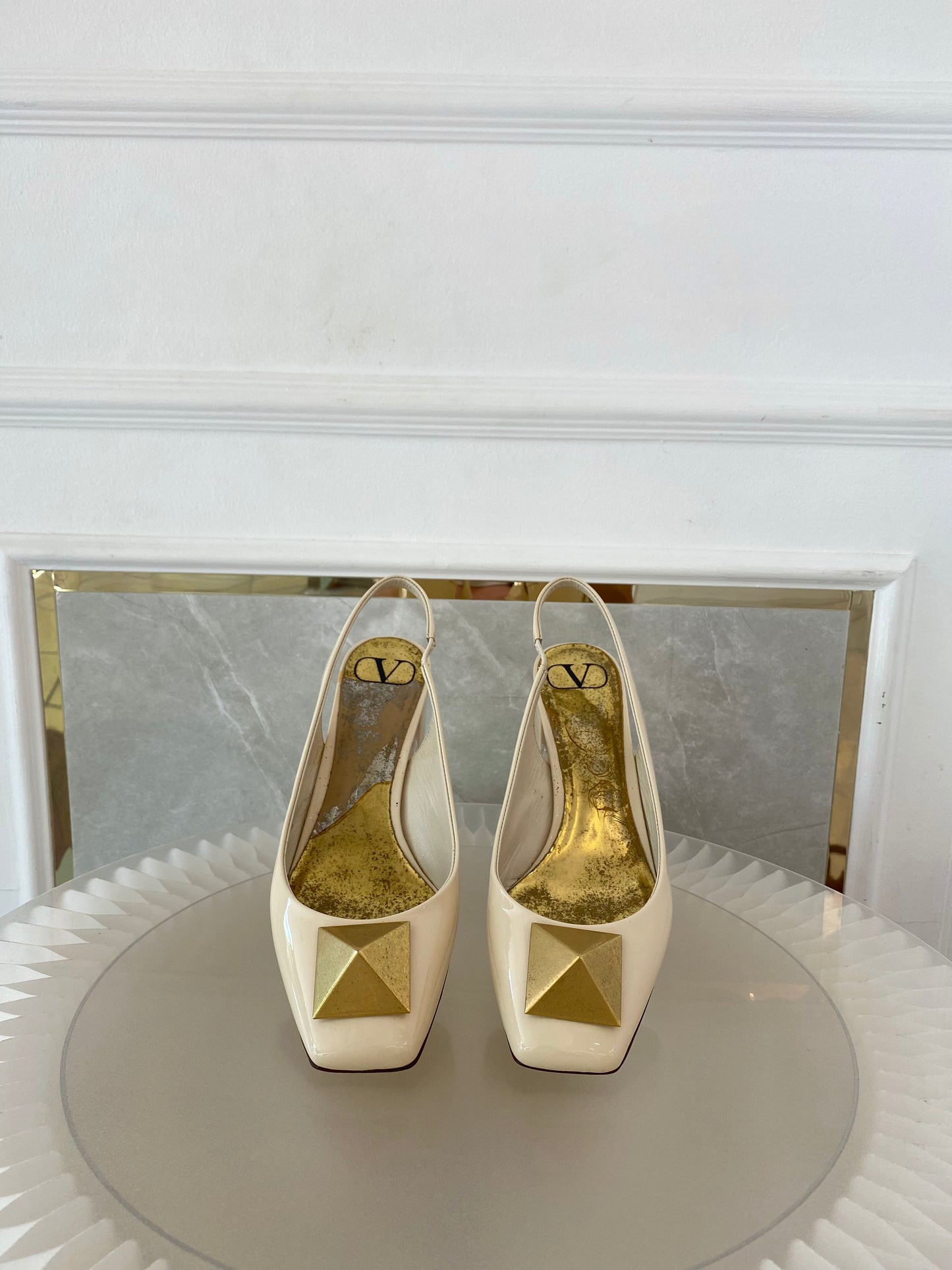 Valentino Garavani One Stud Slingback Pumps