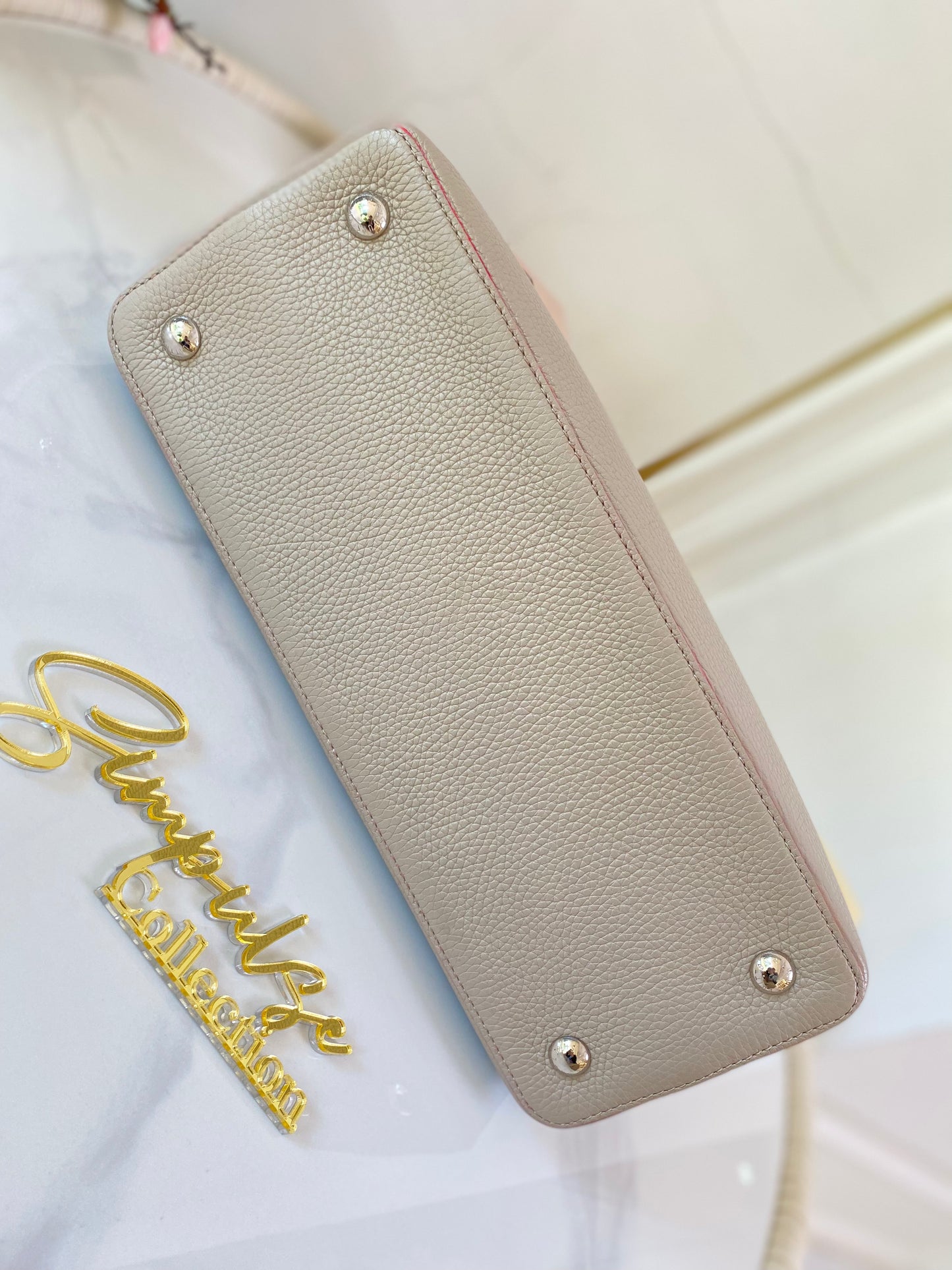 Louis Vuitton Capucine Mm