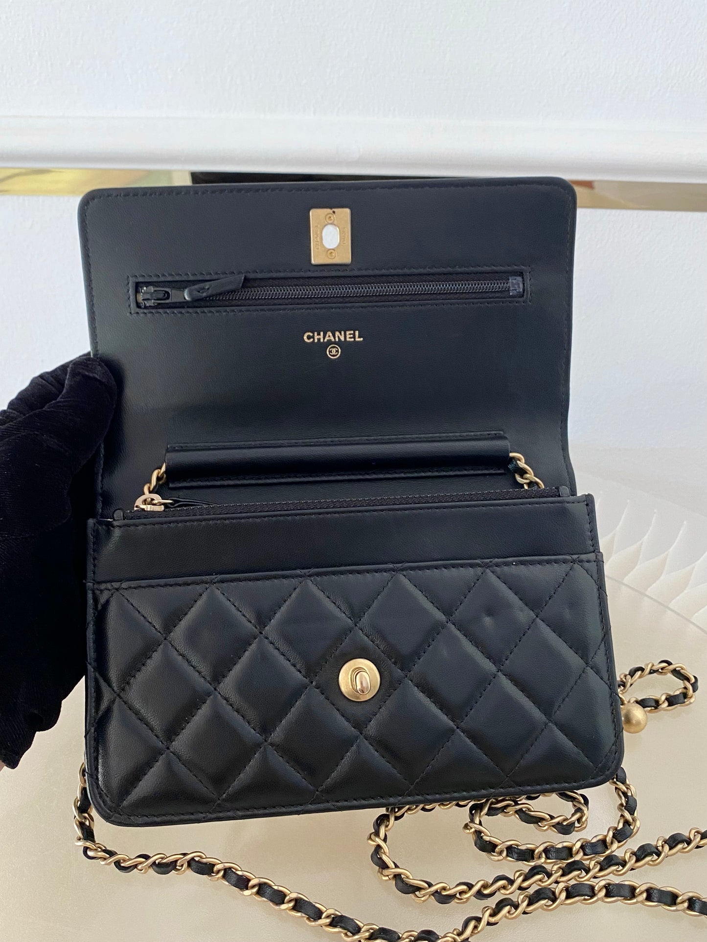 Chanel Pearl Crush WOC