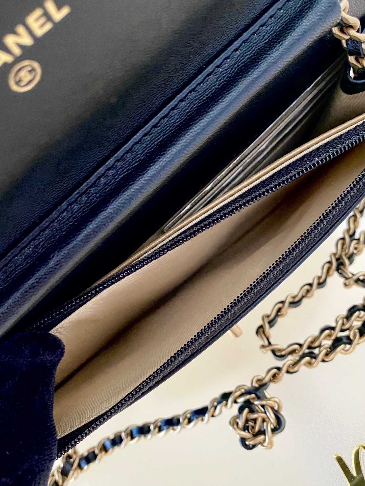 Chanel Pearl Crush WOC