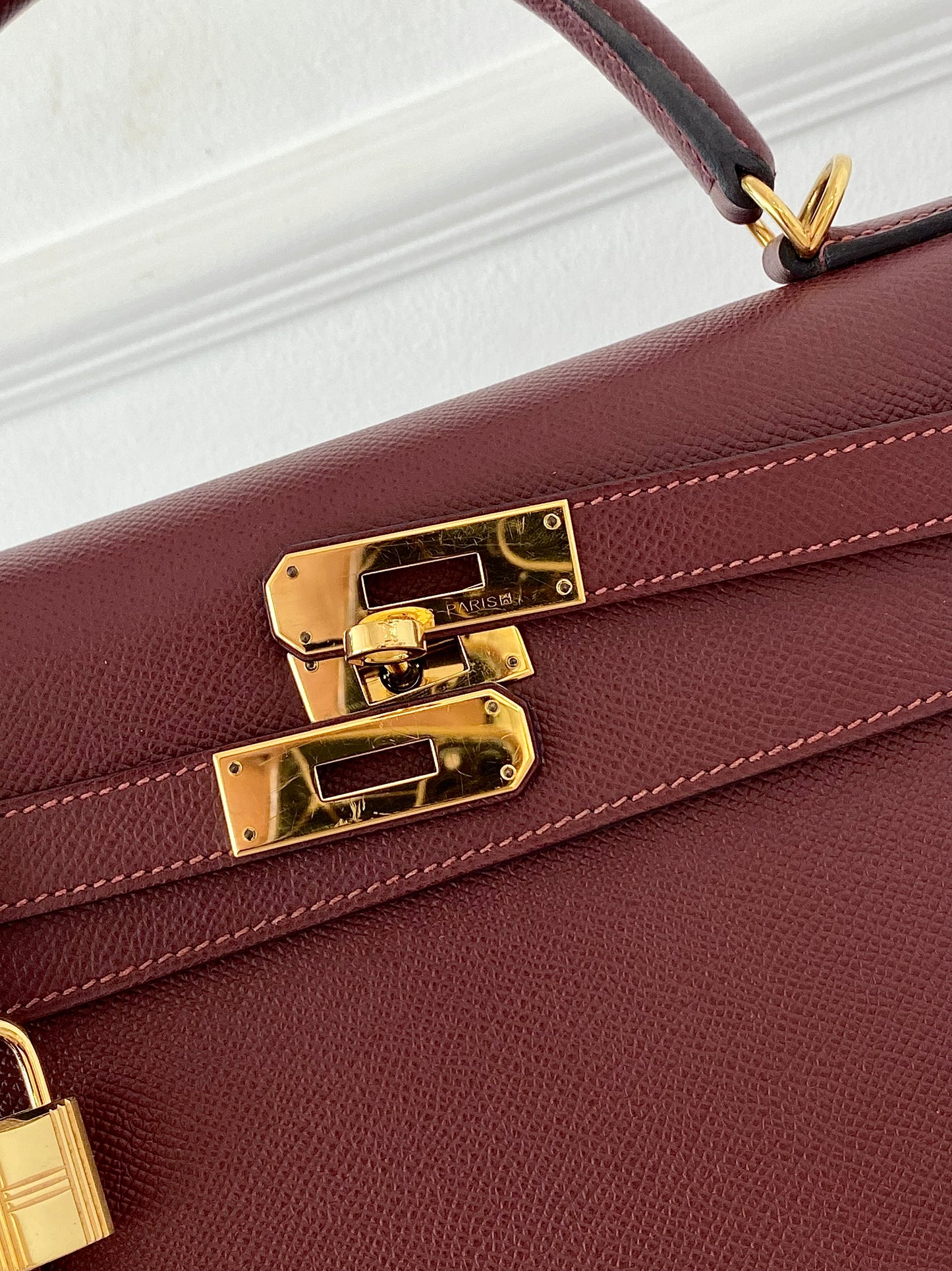 HERMES Kelly 32 Bordeaux Epsom Sellier GHW