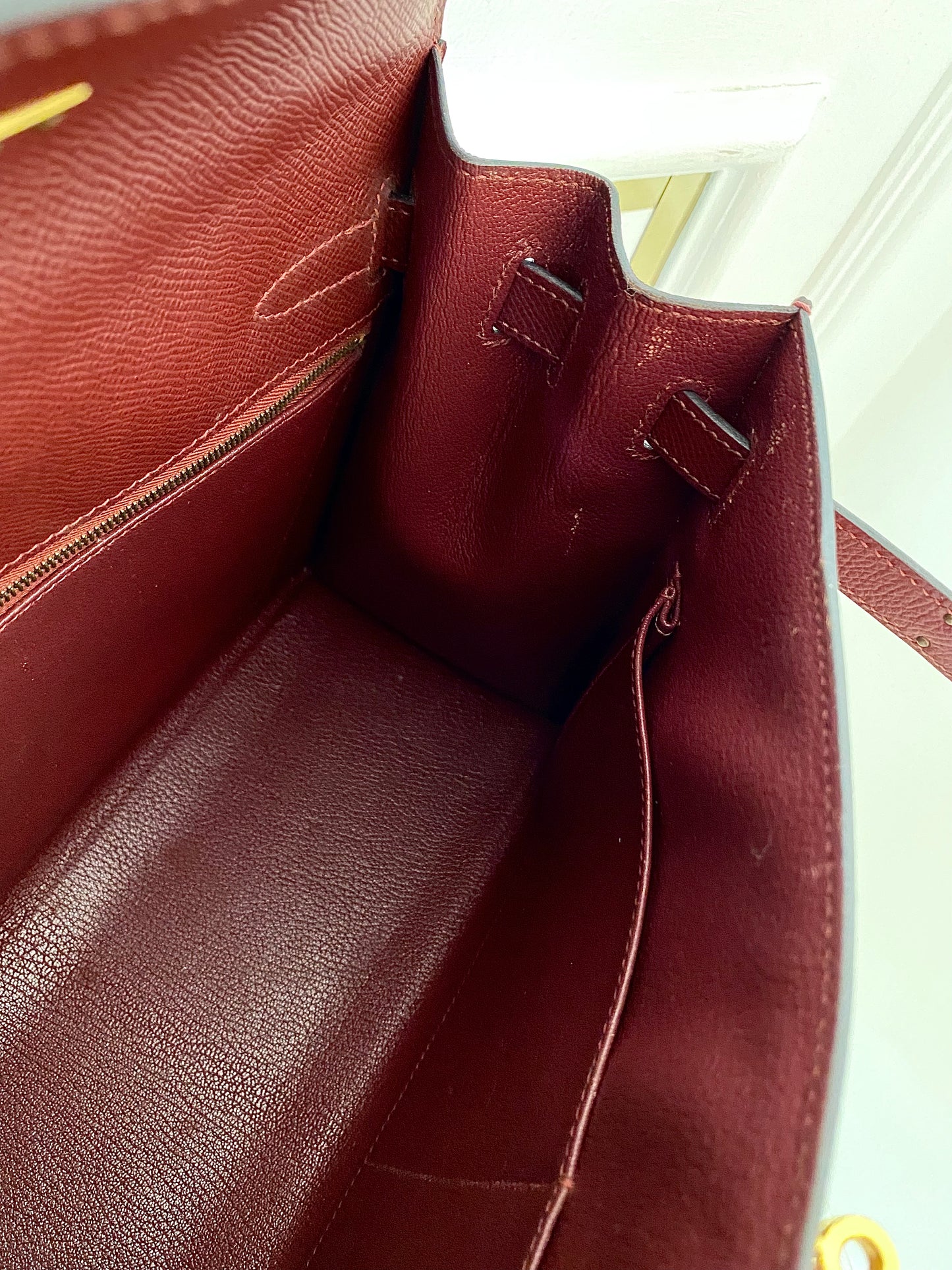 HERMES Kelly 32 Bordeaux Epsom Sellier GHW