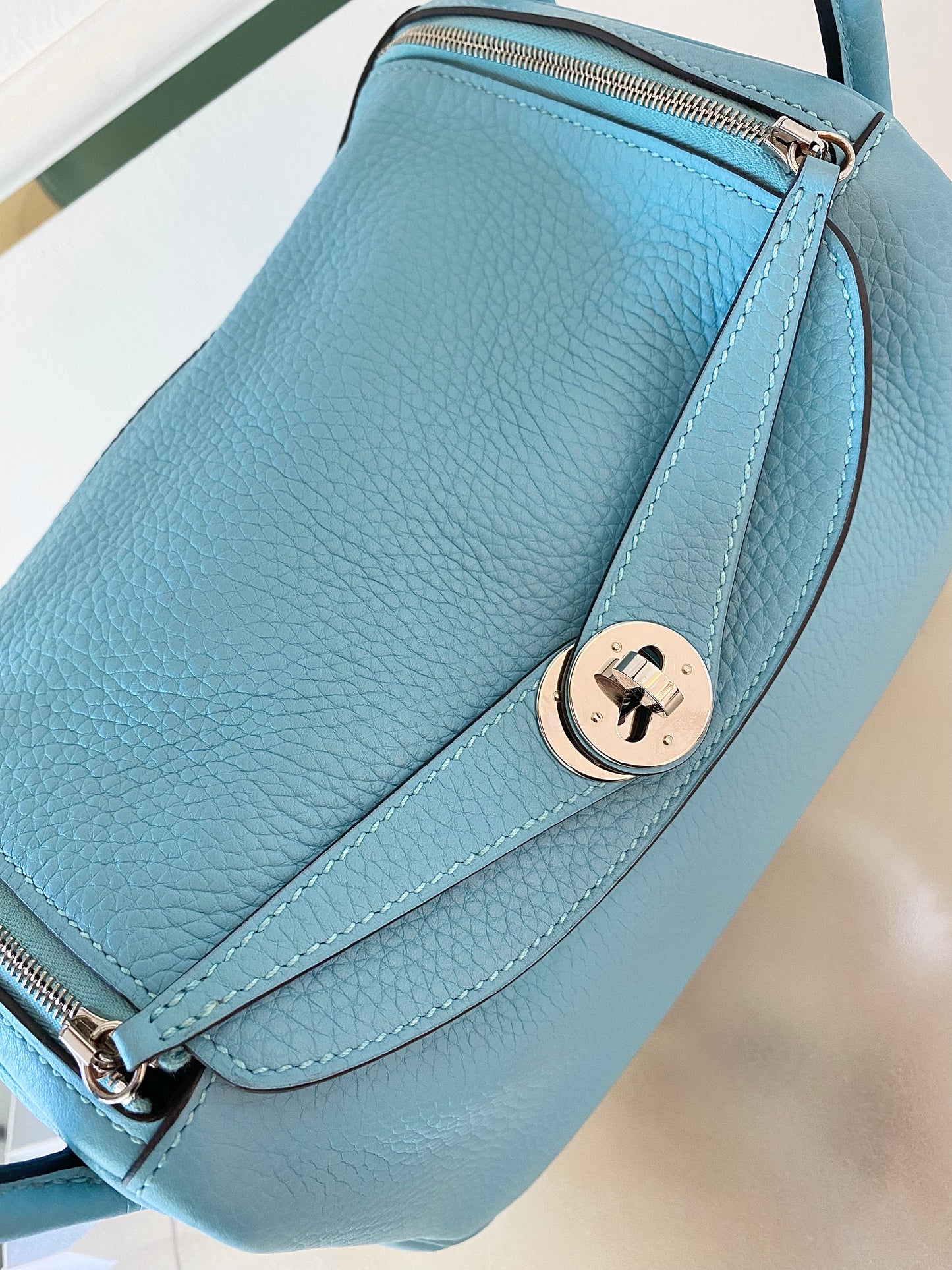 HERMES Lindy 26 Tiffany Blue