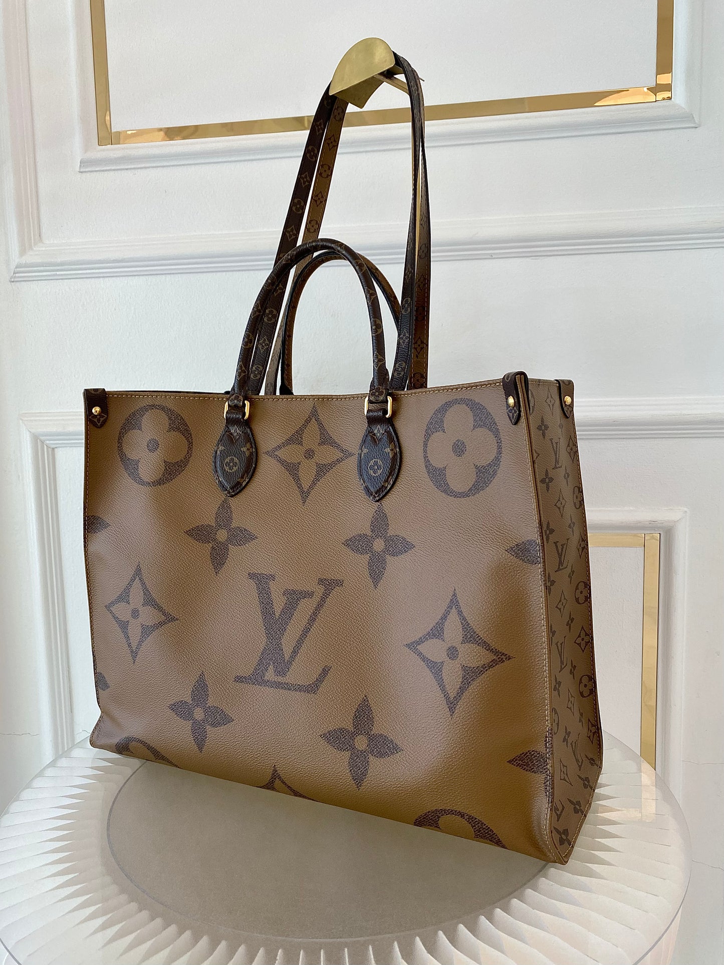 LOUIS VUITTON OTG Mono Reverse GM Size