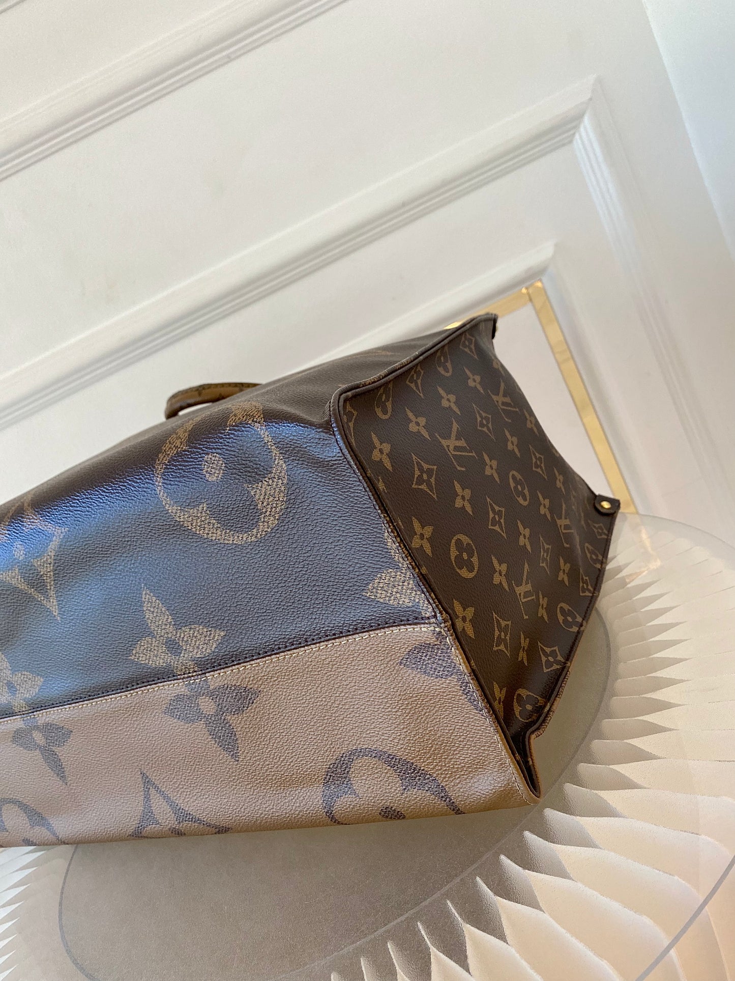LOUIS VUITTON OTG Mono Reverse GM Size