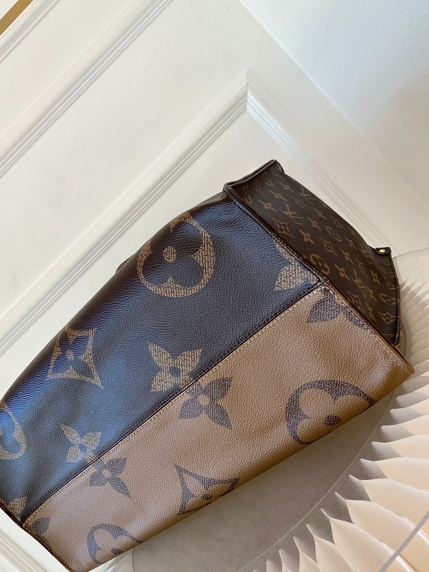 LOUIS VUITTON OTG Mono Reverse GM Size