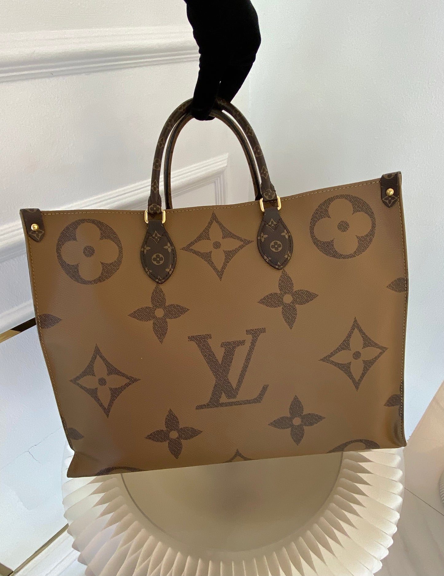 LOUIS VUITTON OTG Mono Reverse GM Size