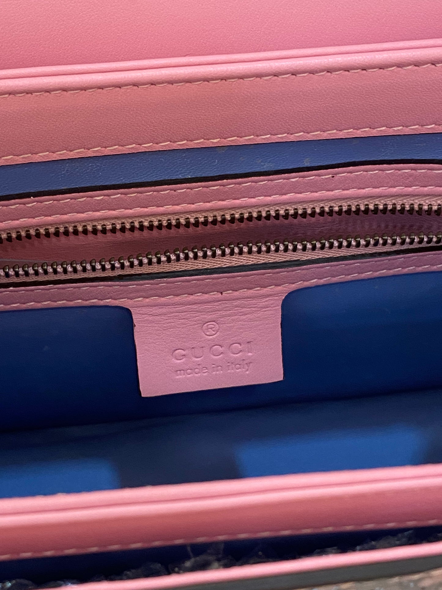 Gucci Queen Margaret Small Snakeskin Top Handle in Pink