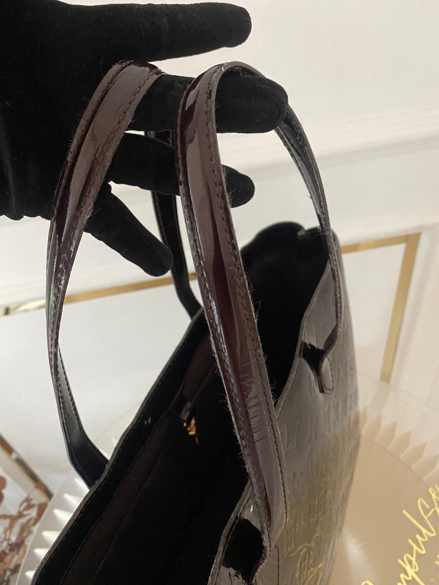 LOUIS VUITTON Amarante Mono Vernis Wiltshire Mm Bag