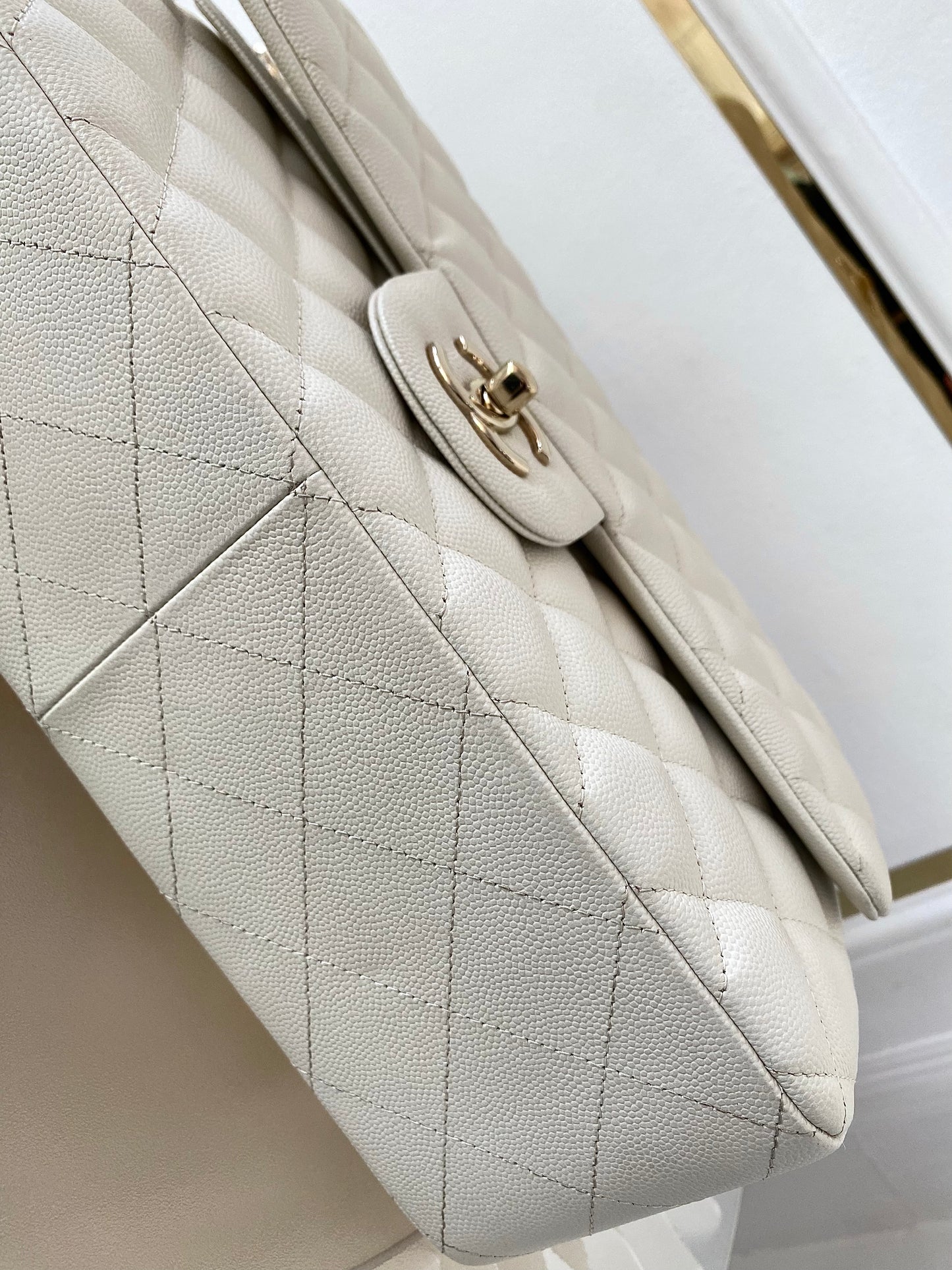 CHANEL Jumbo Double Flap Caviar LGHW
