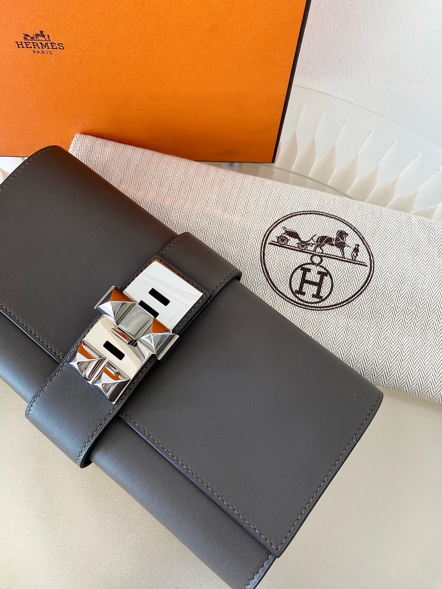HERMES Medor 23 Clutch Bag
