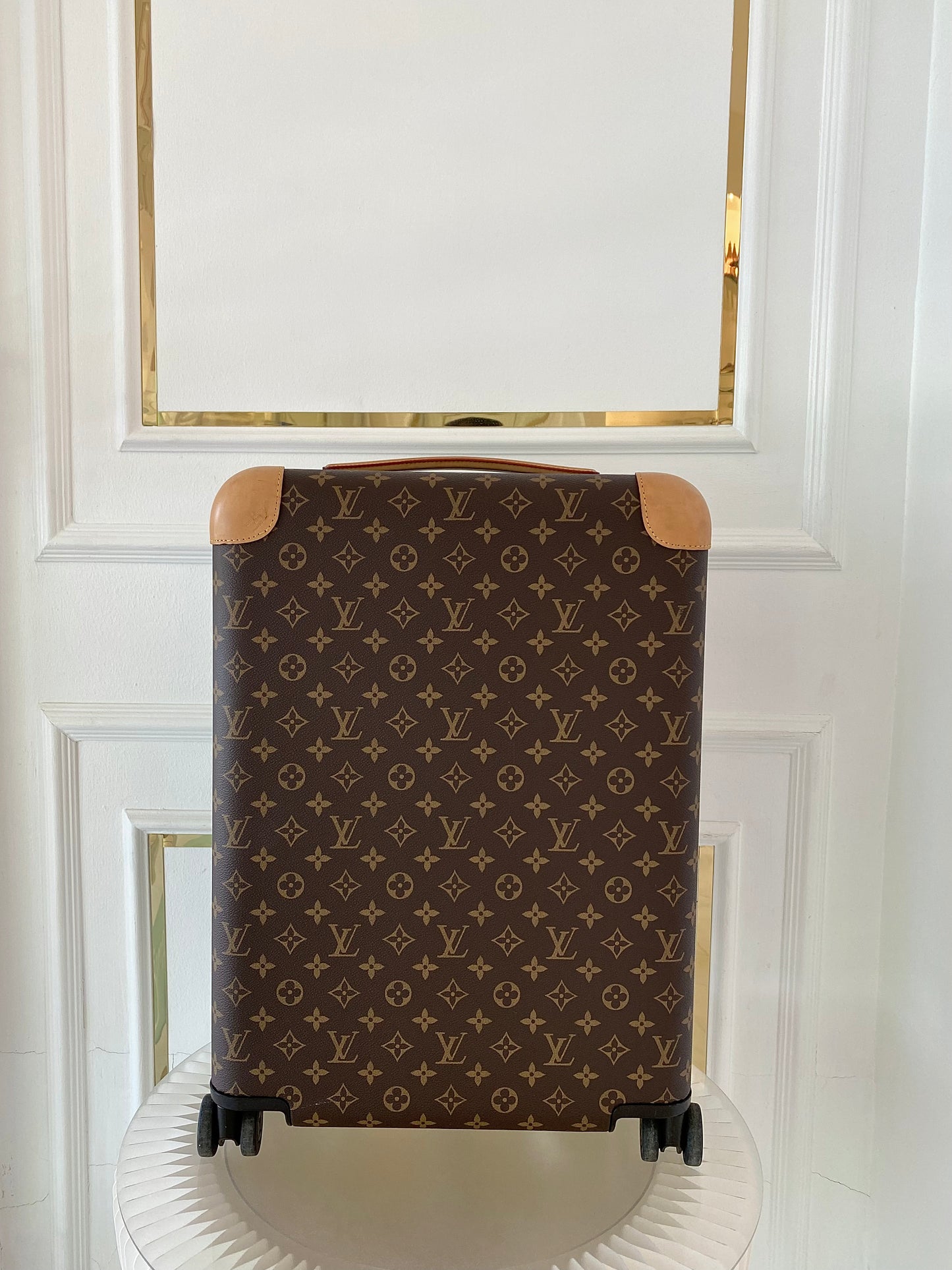 LOUIS VUITTON Horizon 55 Mono Rolling Suitcase