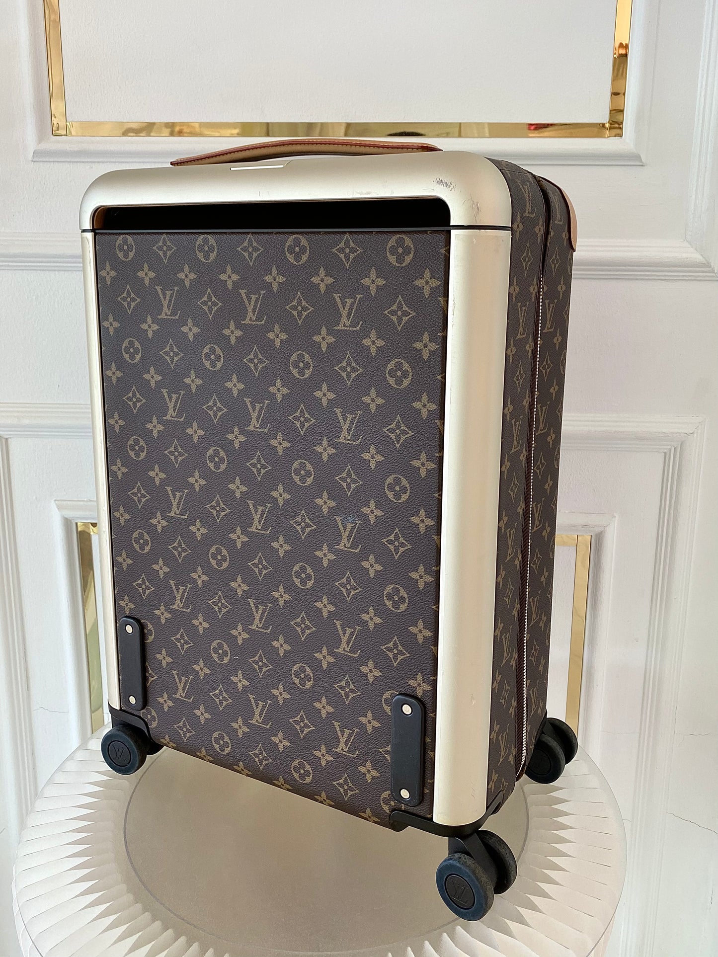 LOUIS VUITTON Horizon 55 Mono Rolling Suitcase