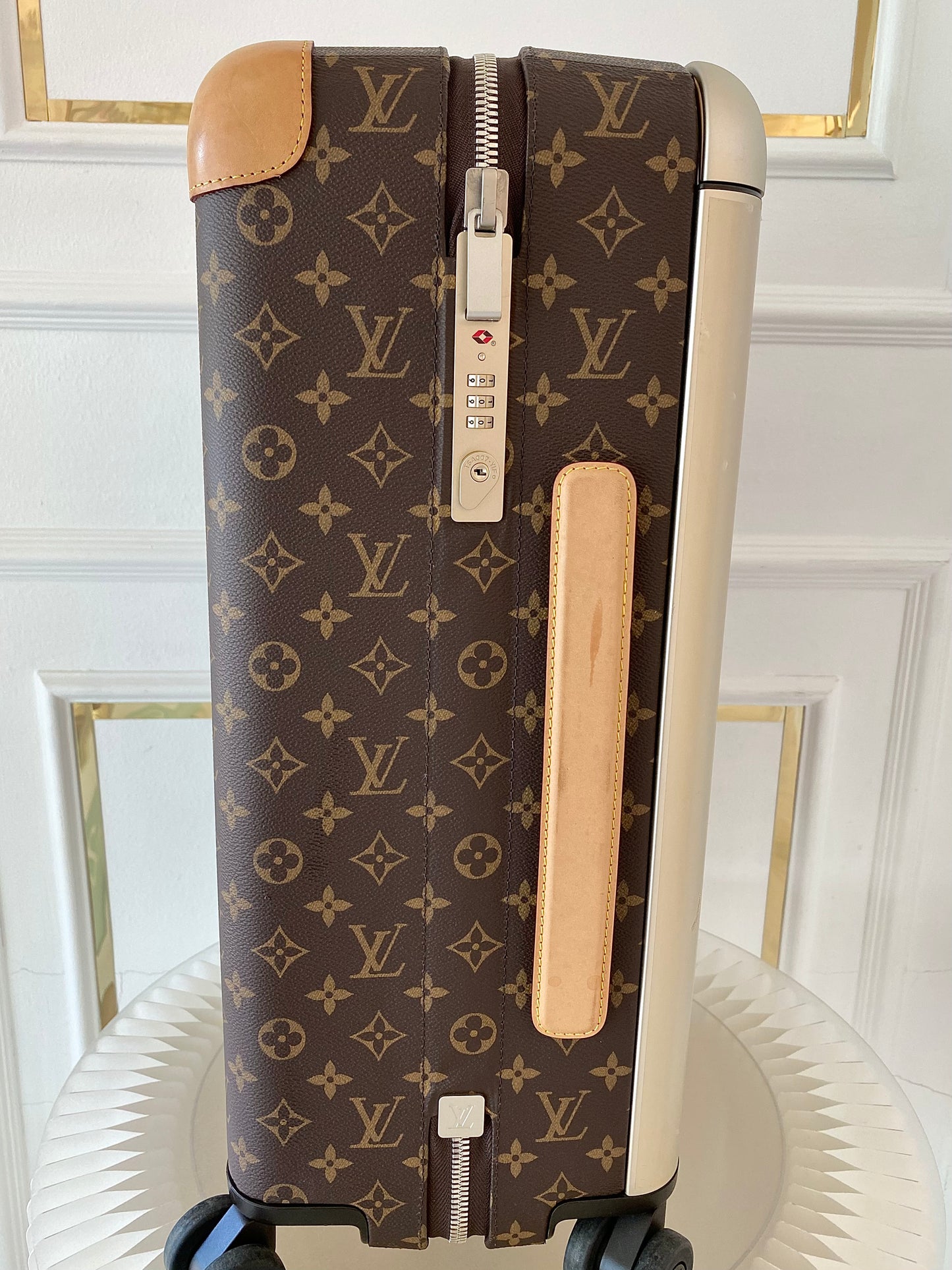 LOUIS VUITTON Horizon 55 Mono Rolling Suitcase