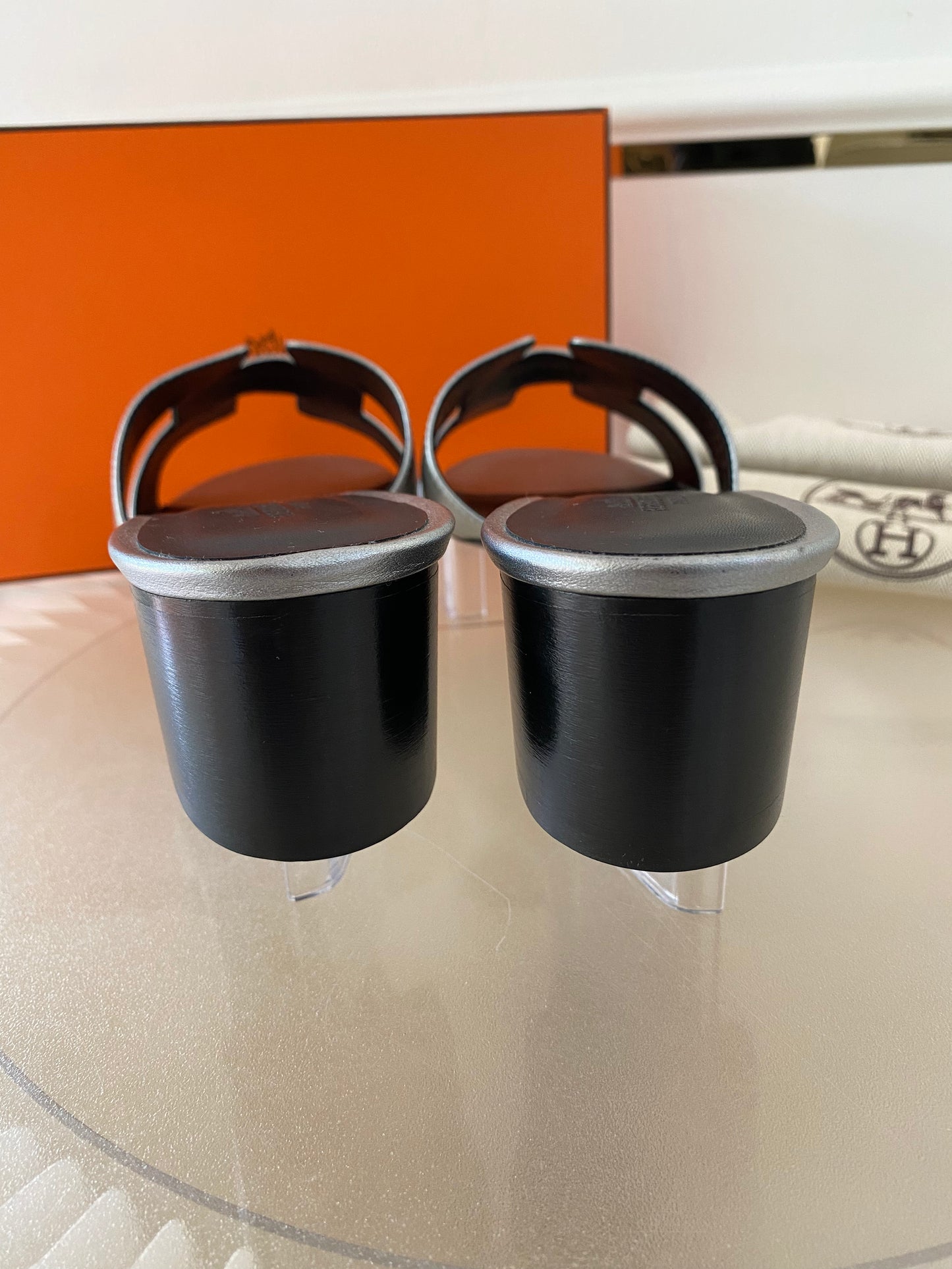 Hermes Oasis Metallic Silver