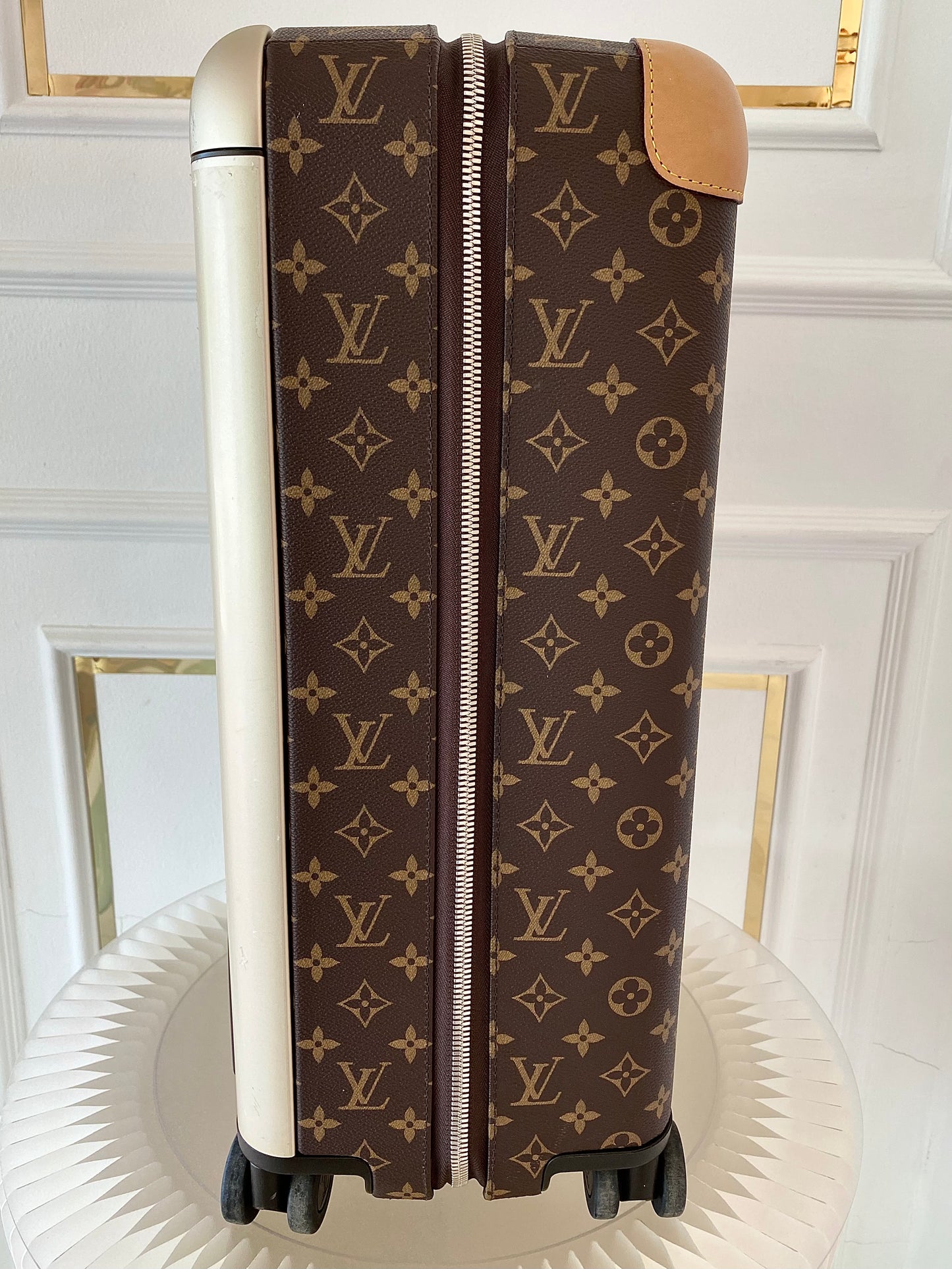 LOUIS VUITTON Horizon 55 Mono Rolling Suitcase