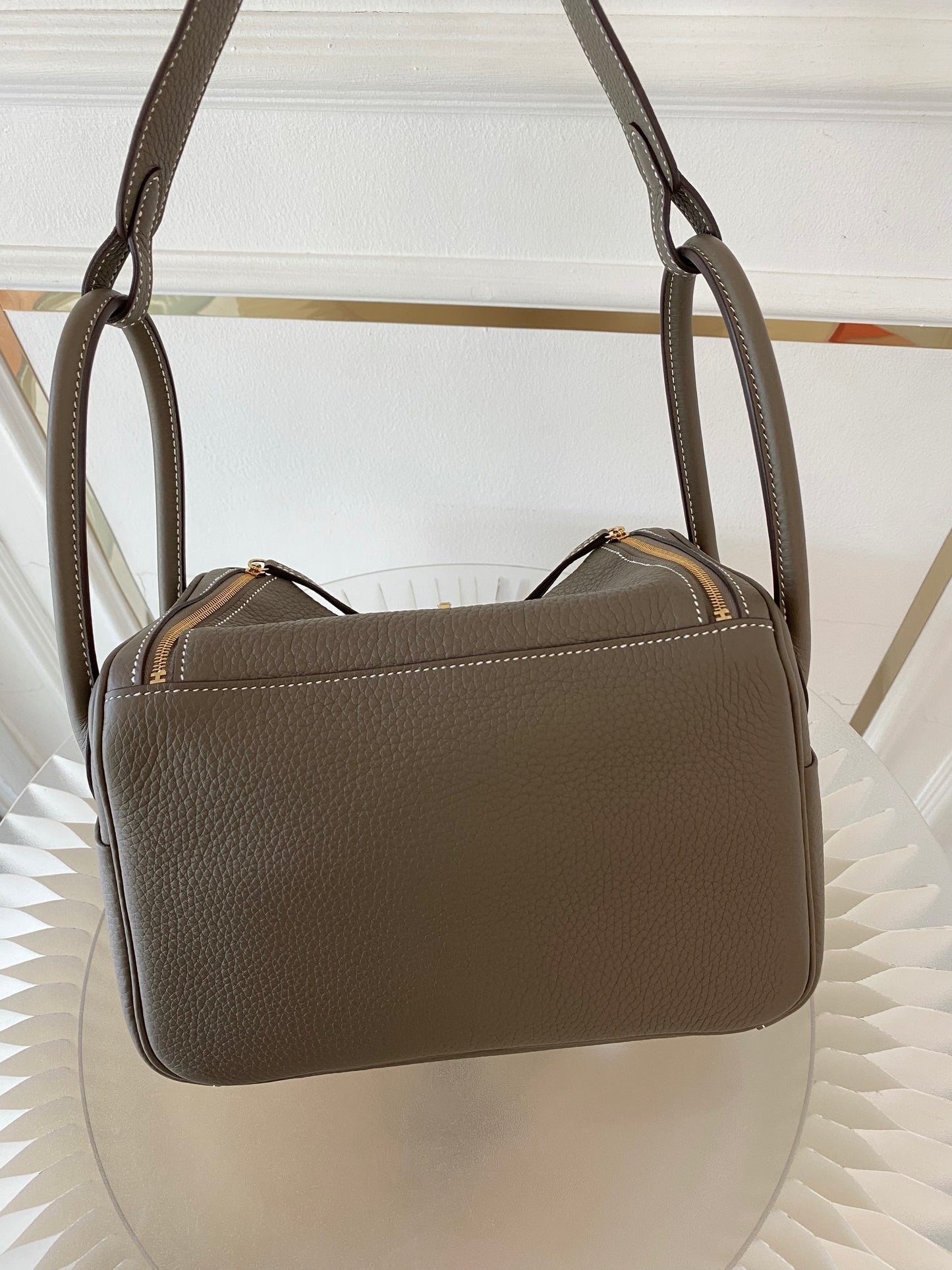 HERMES Lindy 26 Etoupe GHW