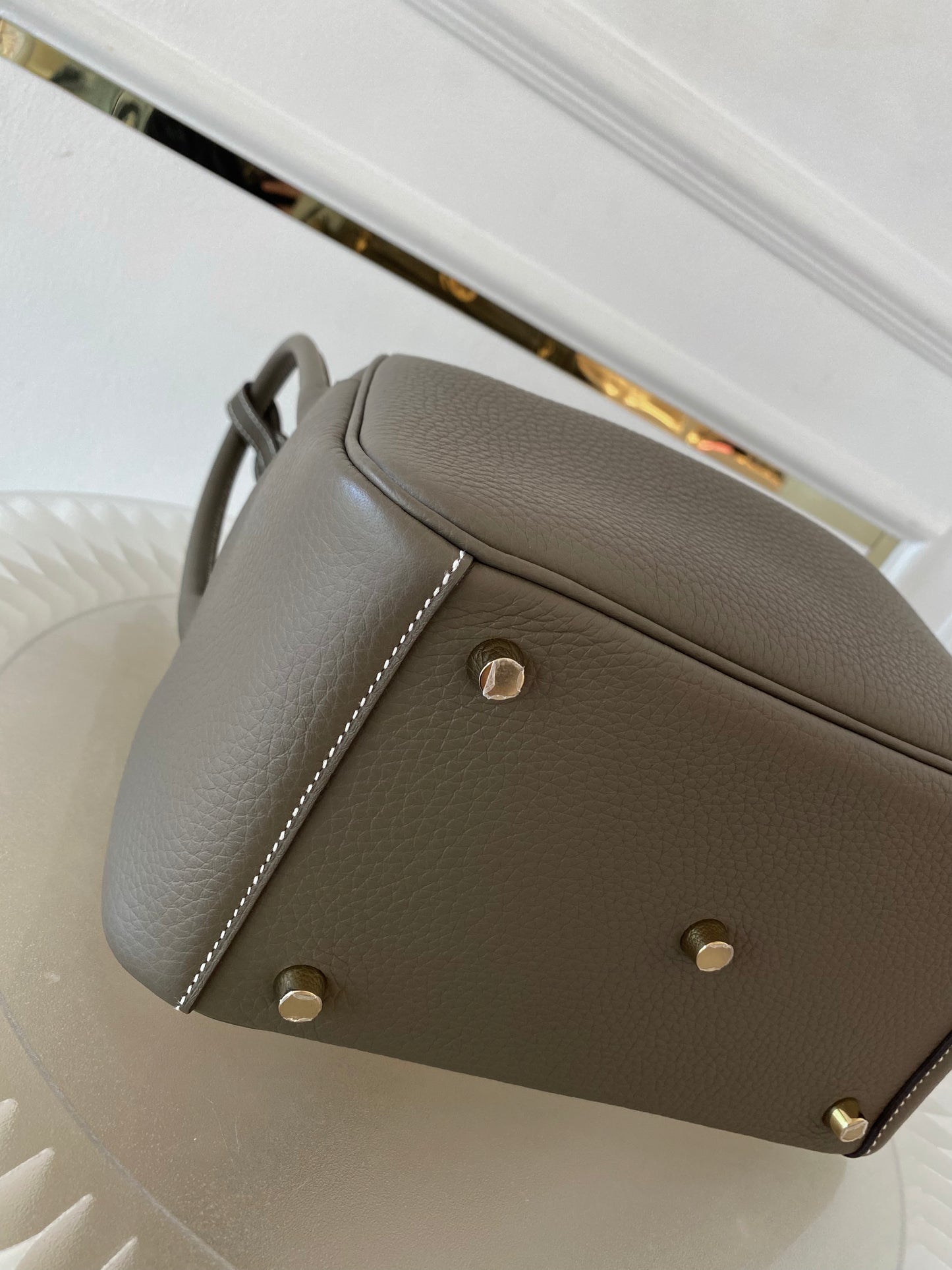 HERMES Lindy 26 Etoupe GHW