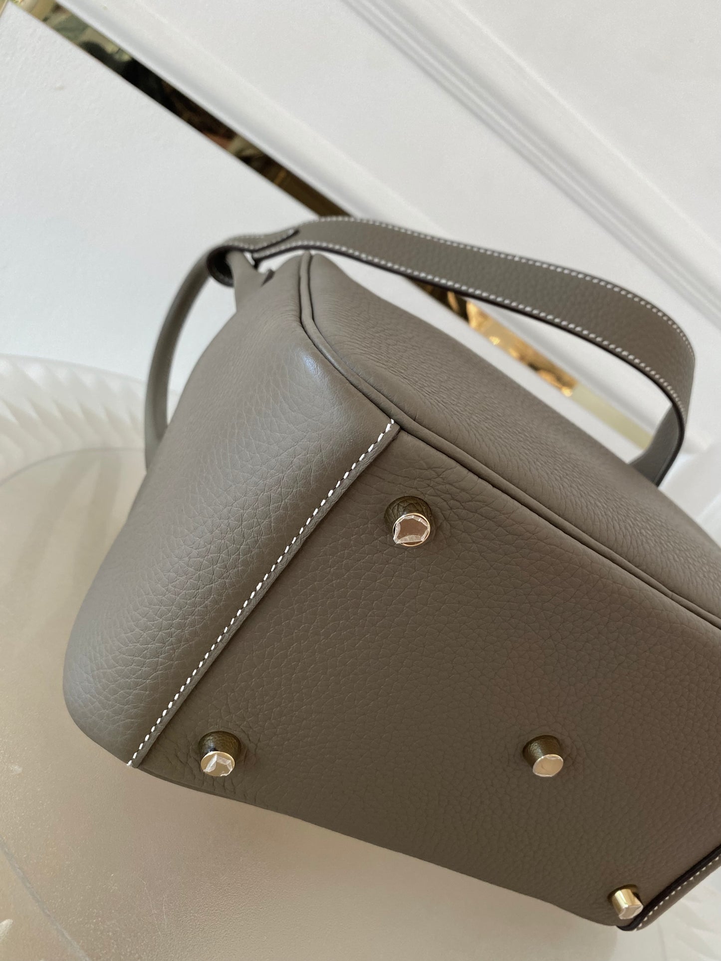 HERMES Lindy 26 Etoupe GHW
