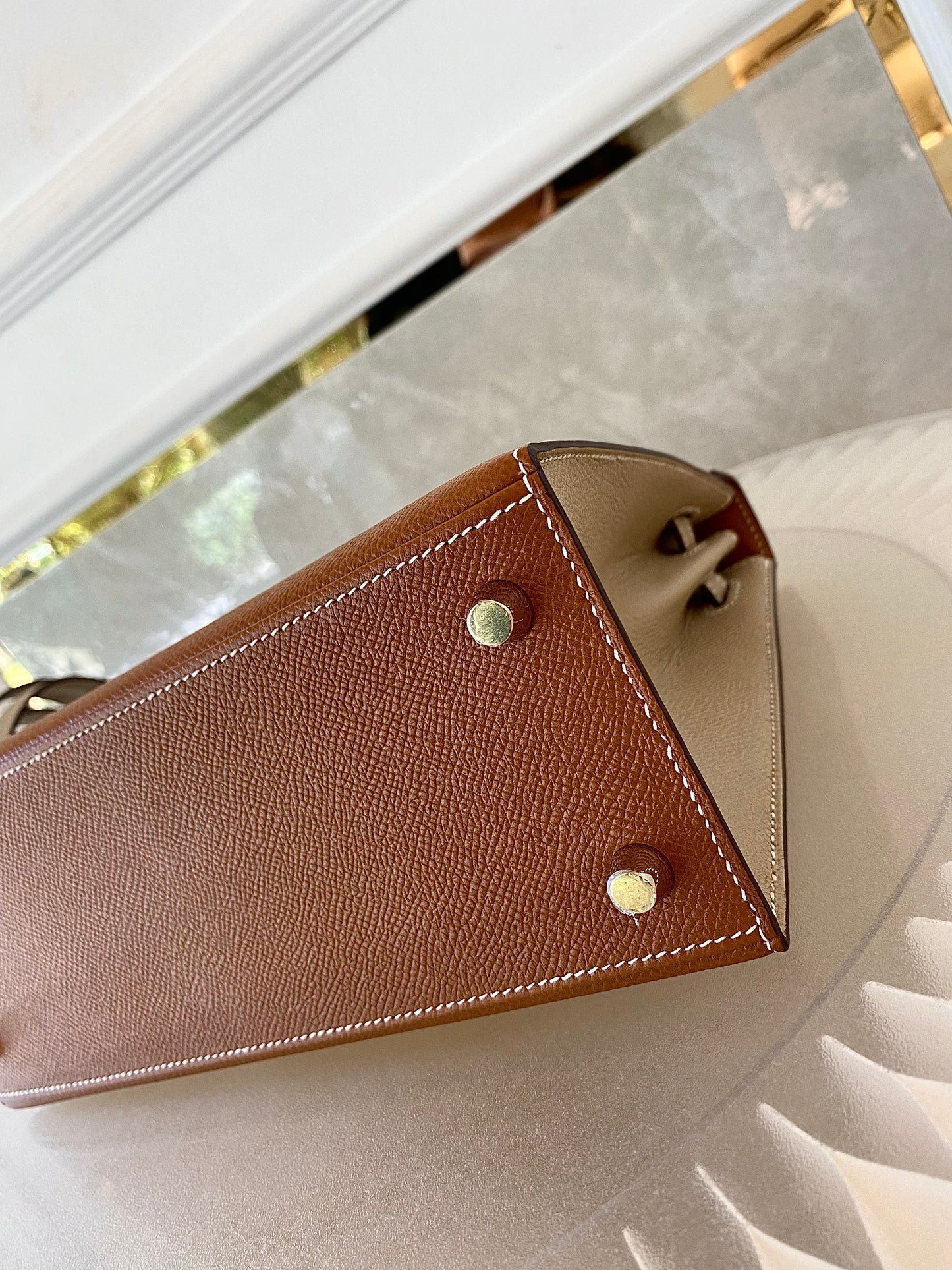 HERMES Kelly 25 Gold in Craie Epsom Leather GHW